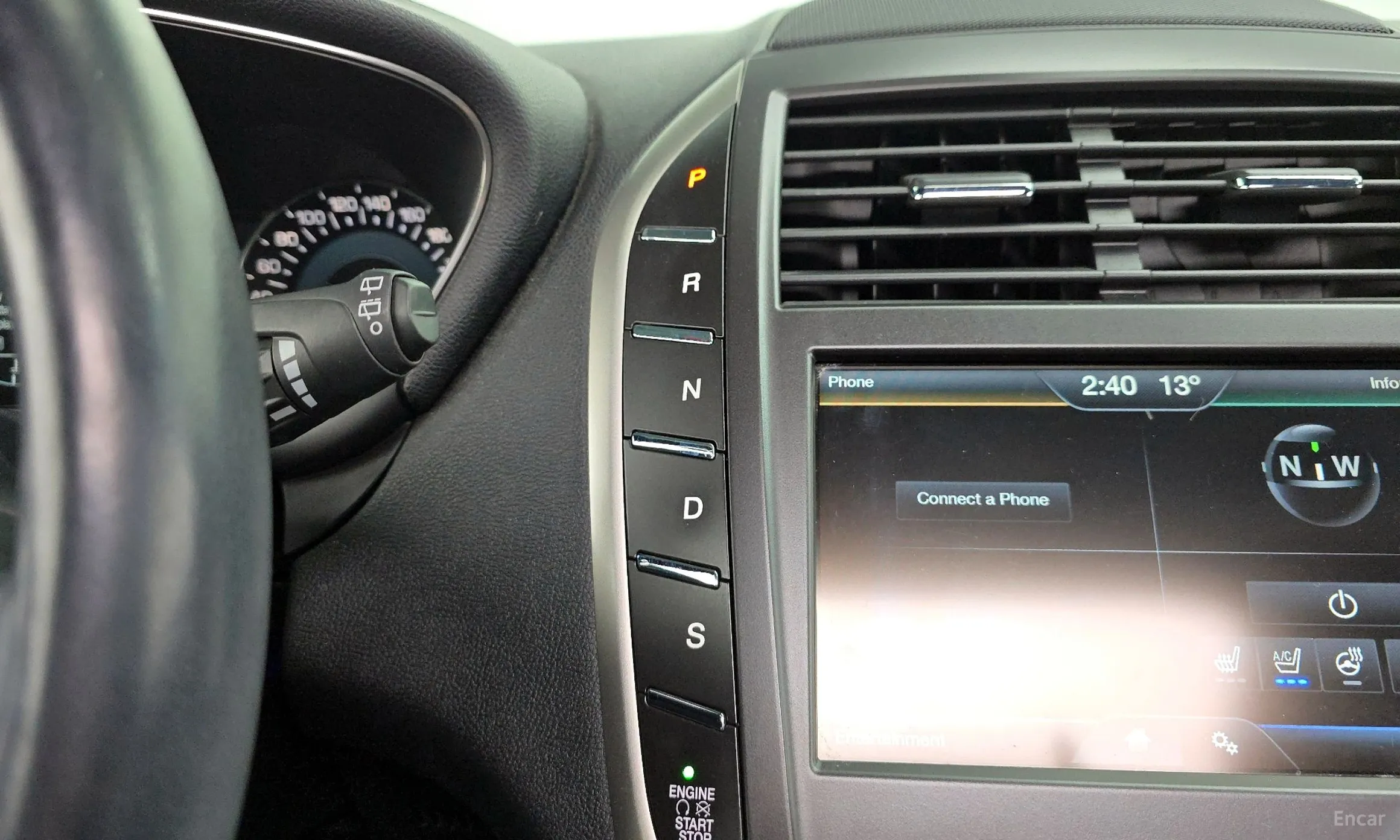Lincoln MKC превью 9