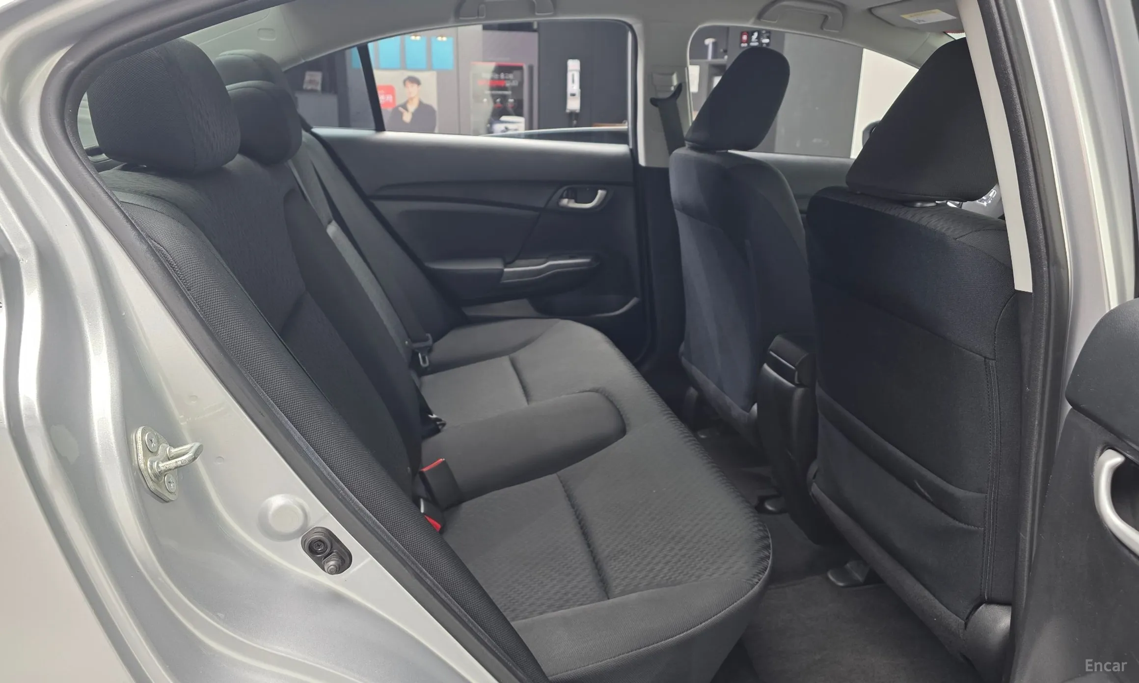 Honda Civic превью 12