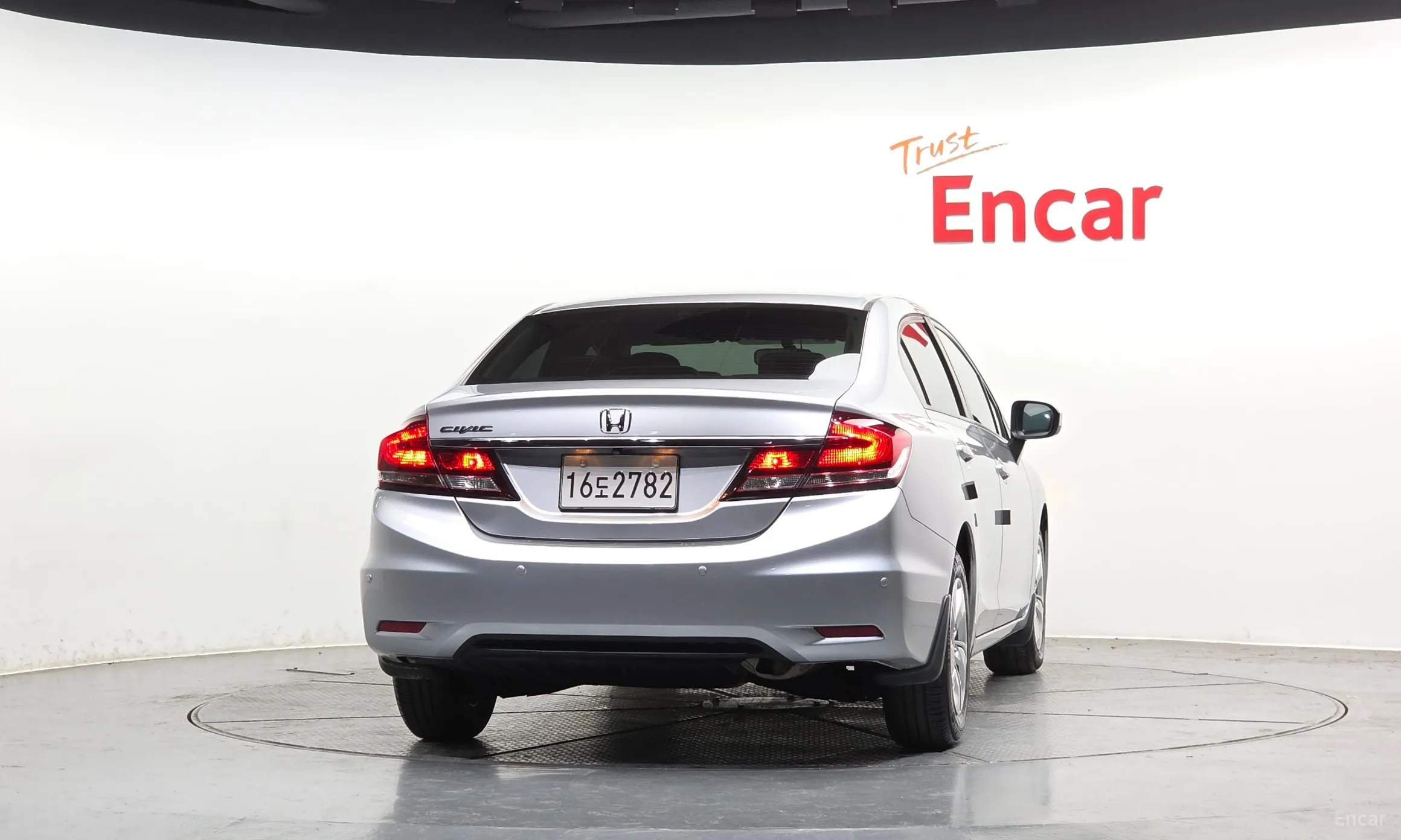 Honda Civic превью 4