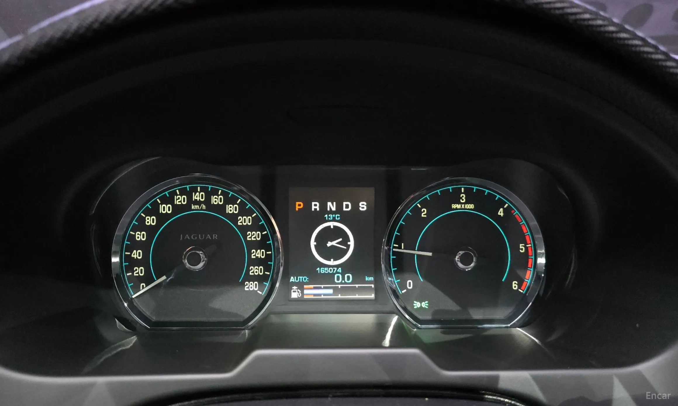 Jaguar New XF превью 8