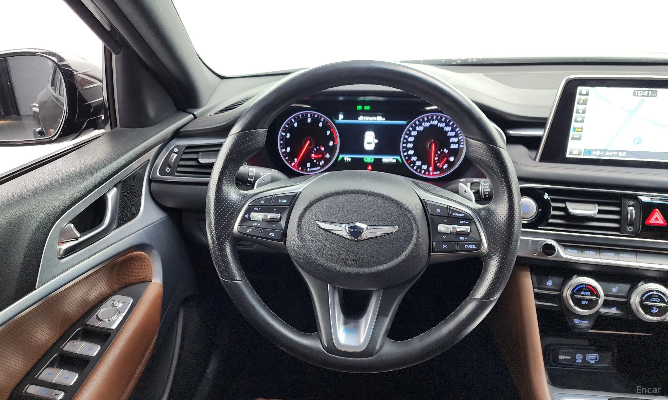 Genesis G70 превью 13