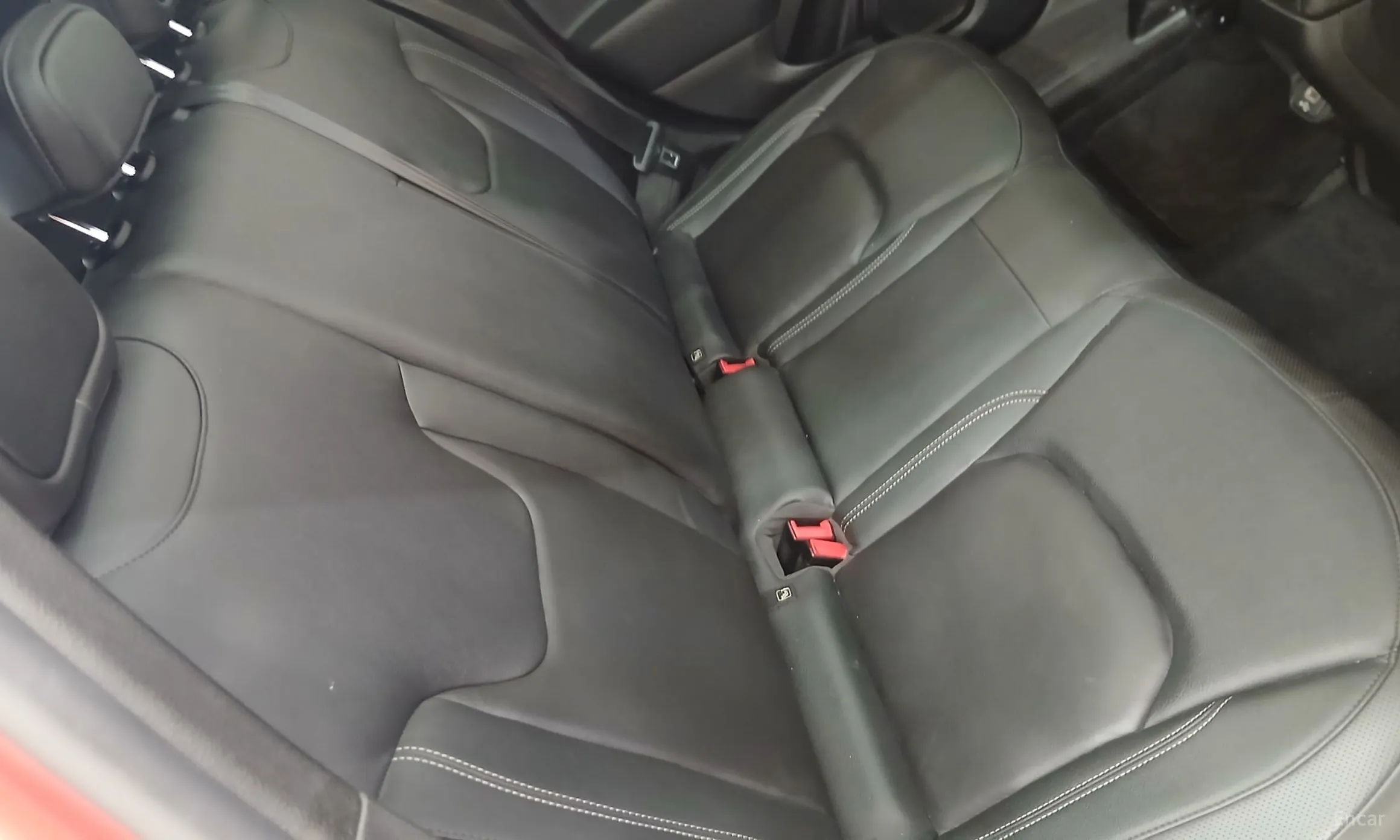 Jeep Renegade превью 17