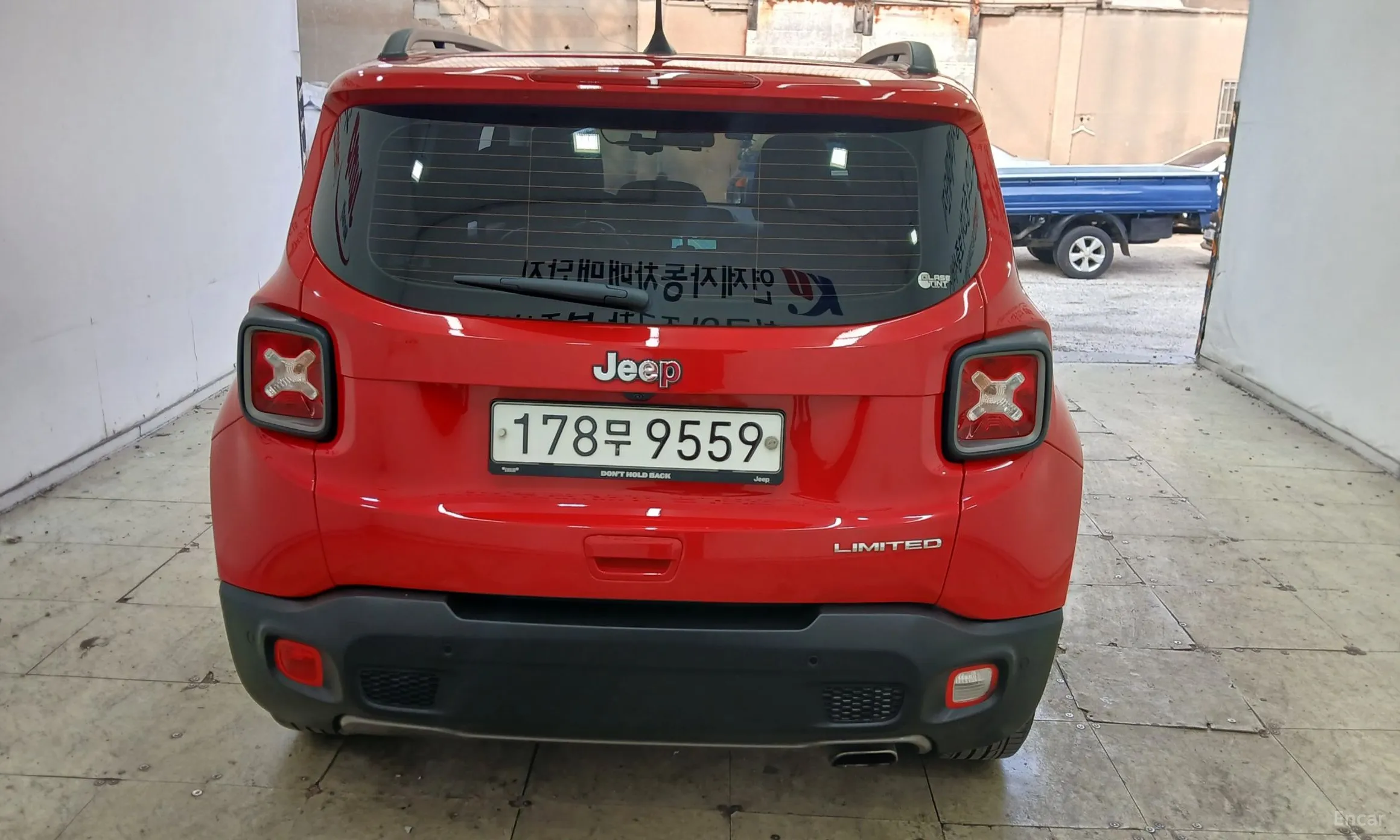 Jeep Renegade превью 20