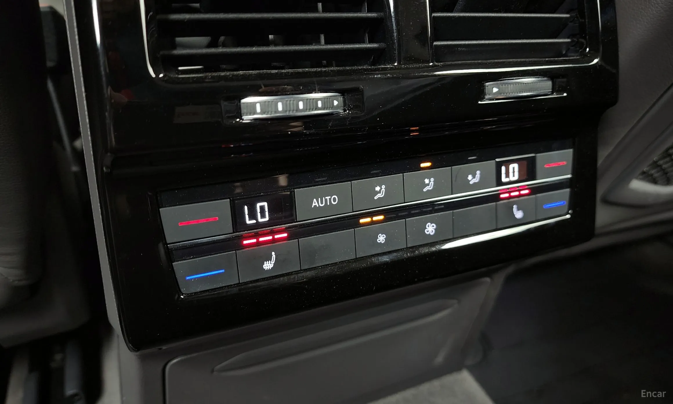 Volkswagen Touareg 3rd Generation превью 19