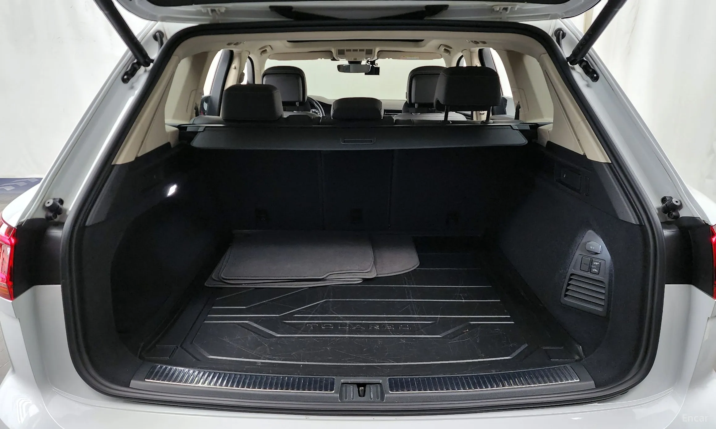 Volkswagen Touareg 3rd Generation превью 20