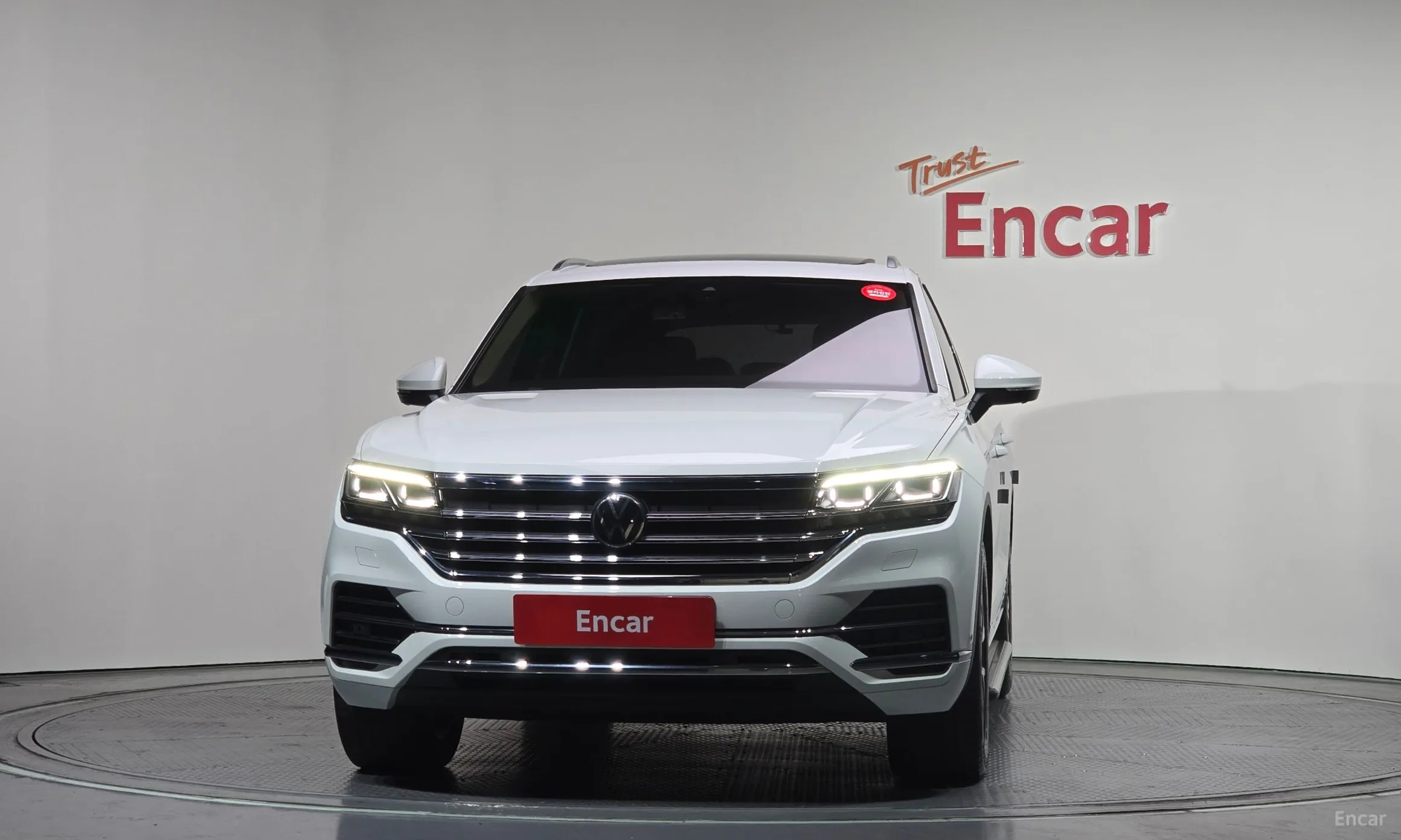 Volkswagen Touareg 3rd Generation превью 3