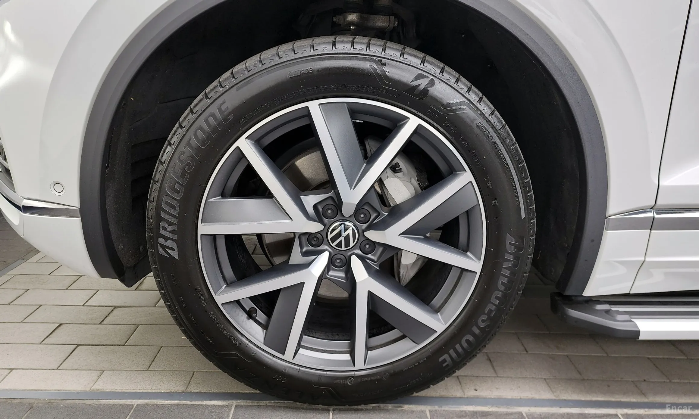 Volkswagen Touareg 3rd Generation превью 5