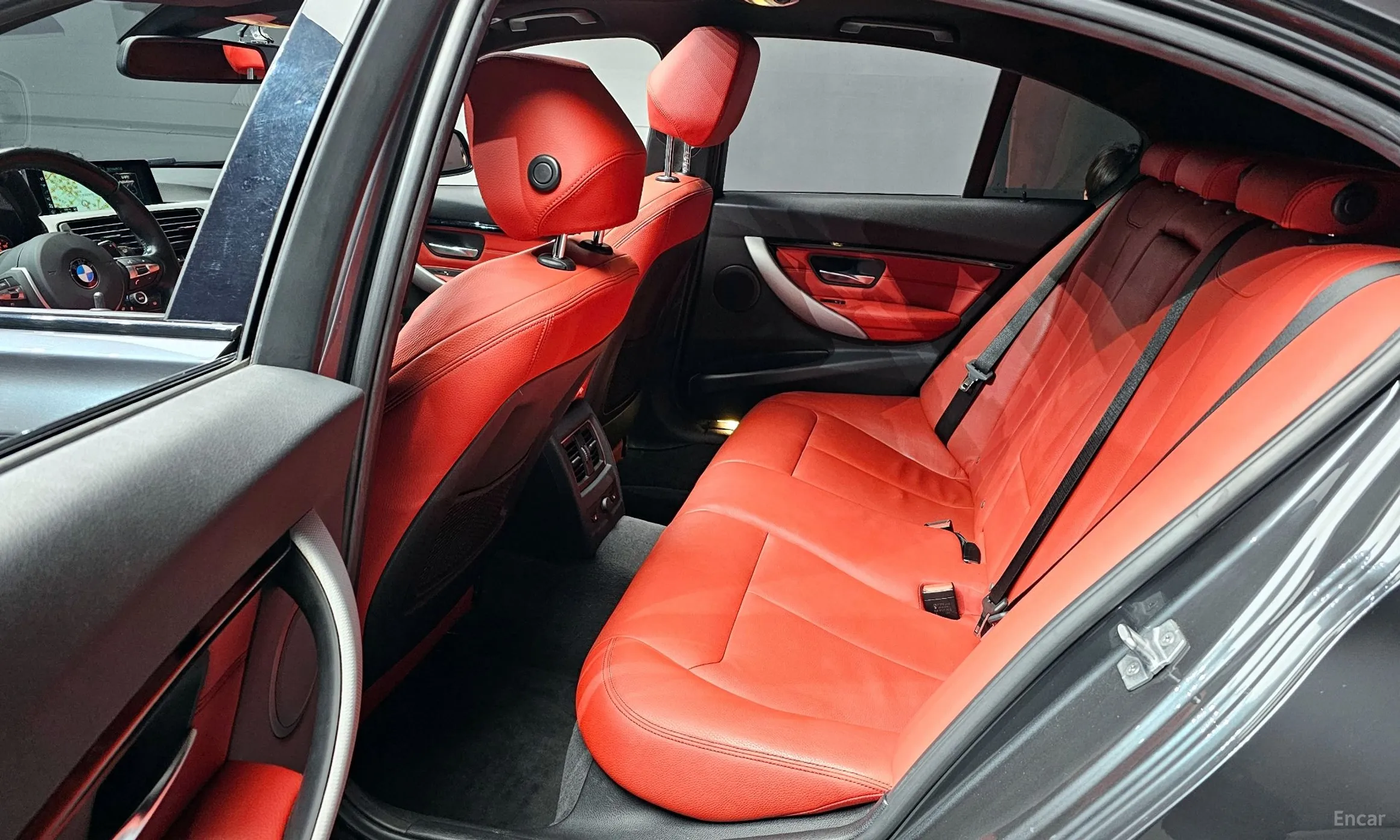BMW 3 Series (F30) превью 13