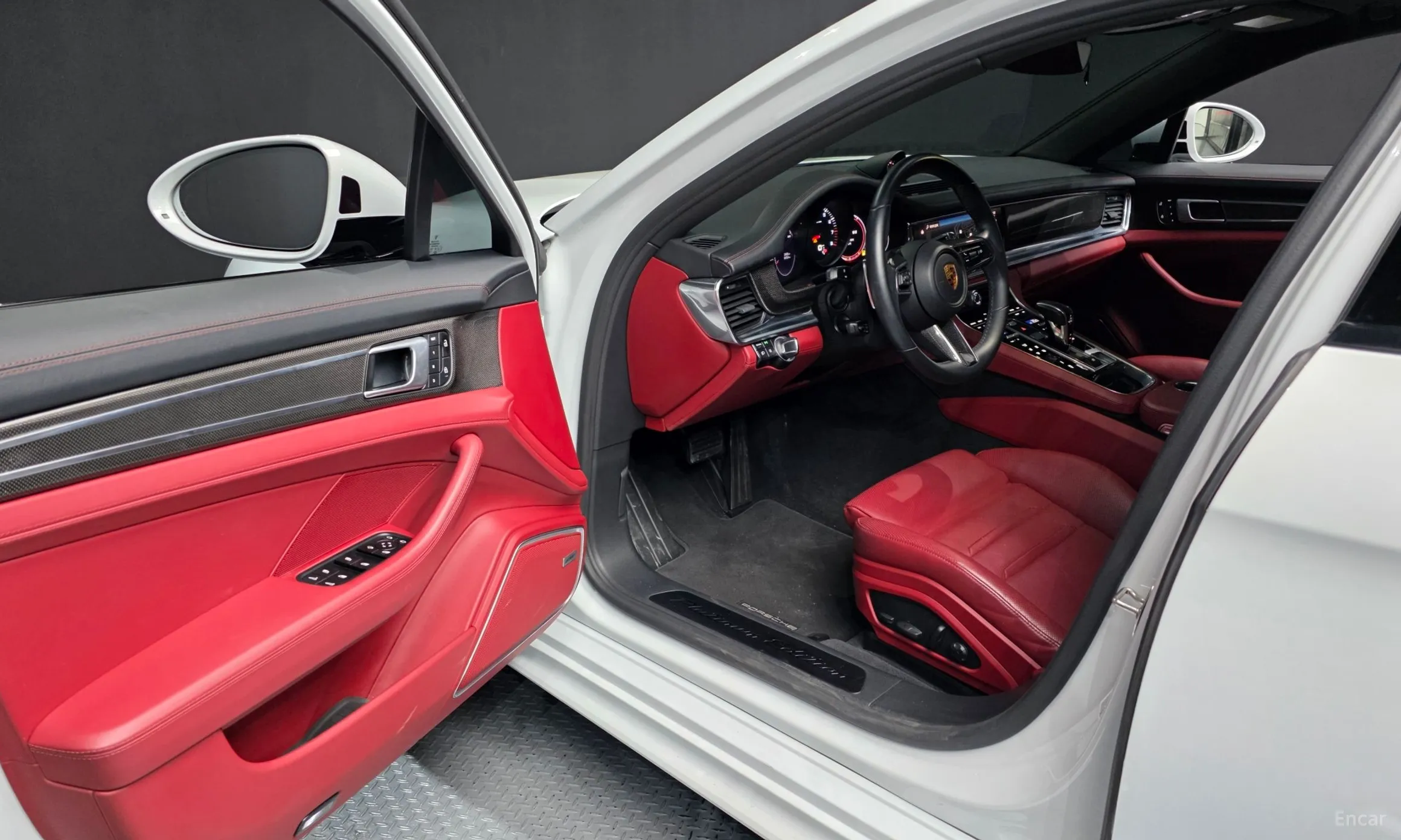 Porsche Panamera (971) превью 10