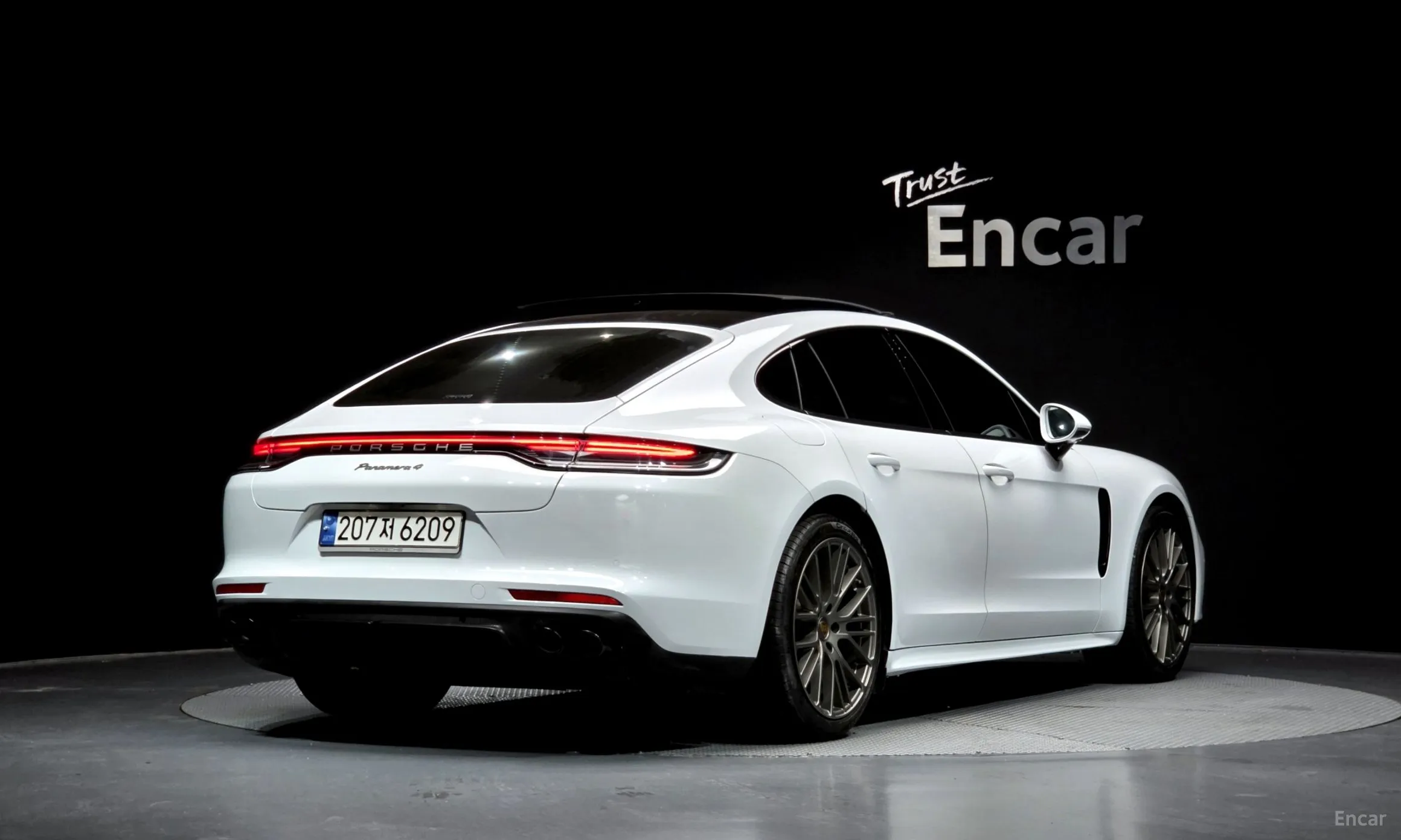 Porsche Panamera (971) превью 2