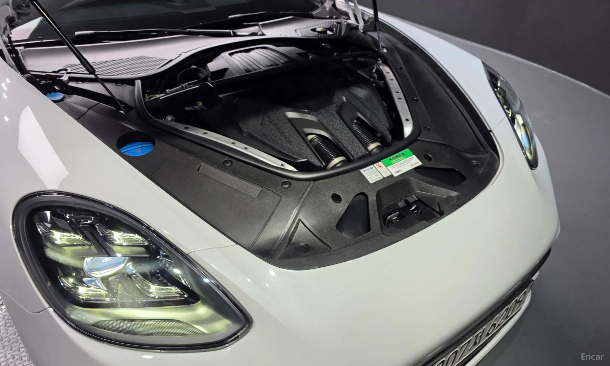 Porsche Panamera (971) превью 6