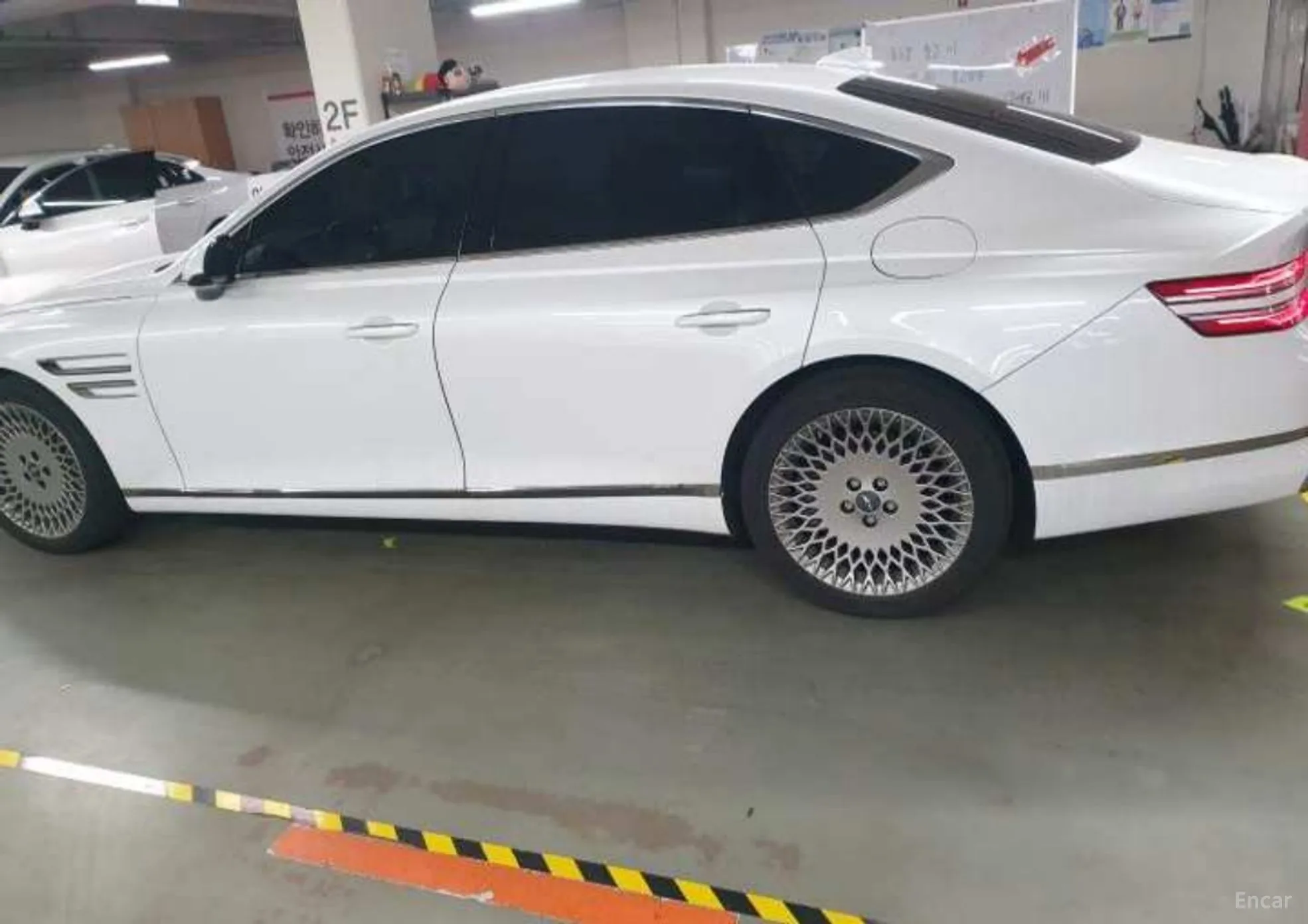 Genesis G80 (RG3) превью 5