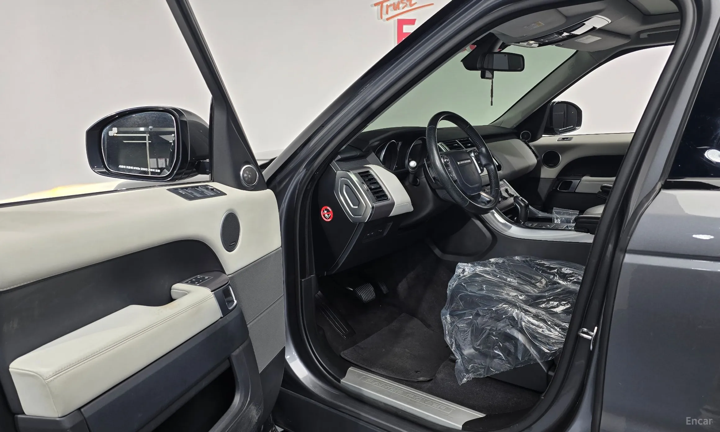 Land Rover Range Rover Sport 2nd Generation превью 10