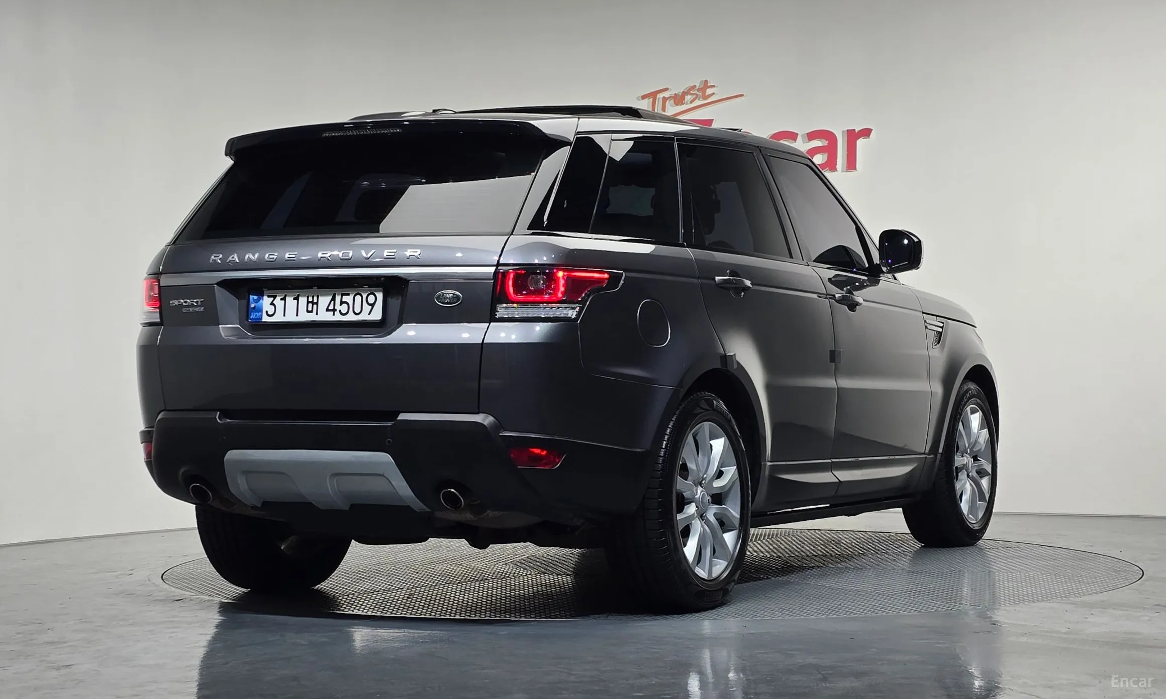 Land Rover Range Rover Sport 2nd Generation