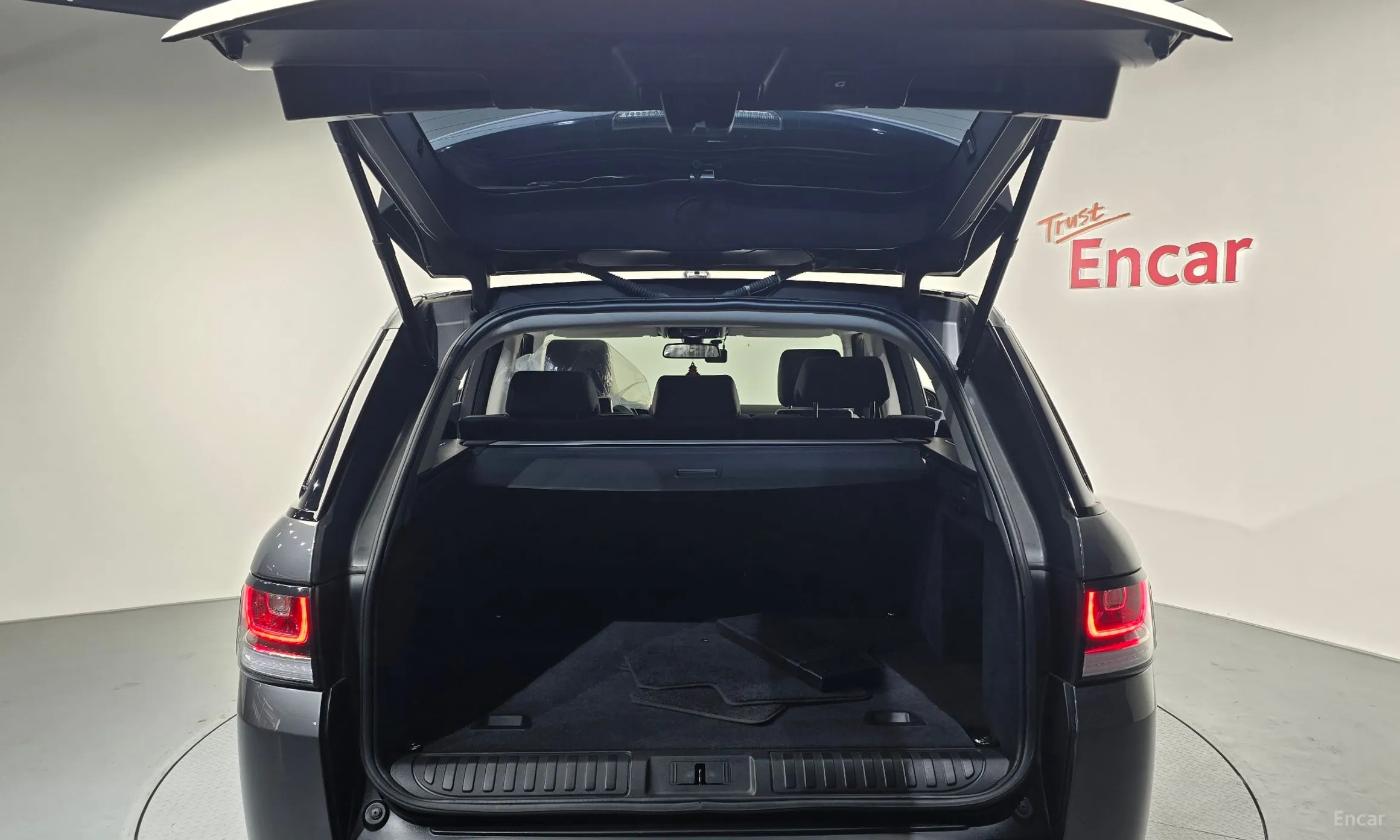 Land Rover Range Rover Sport 2nd Generation превью 20