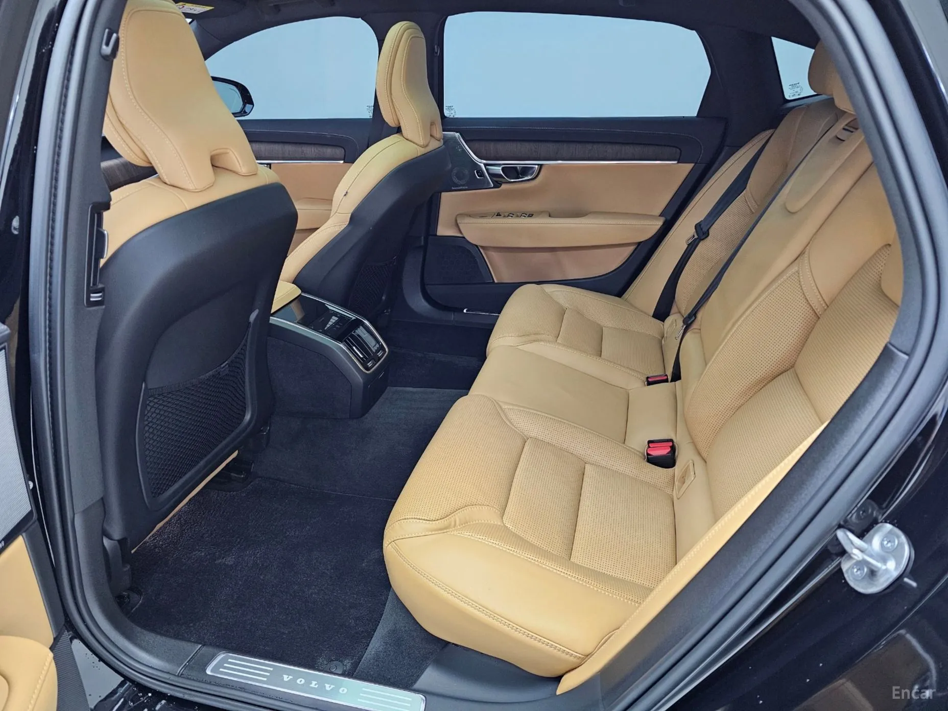 Volvo S90 превью 16
