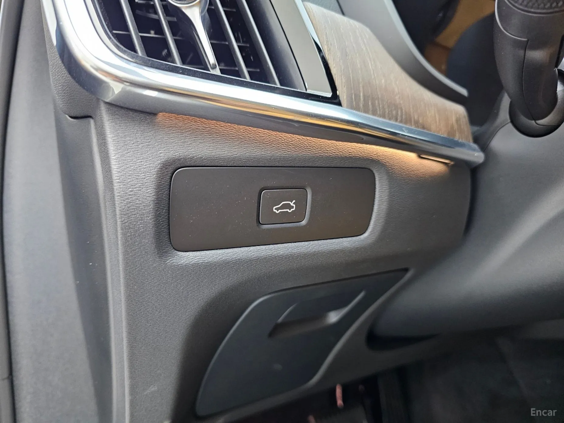 Volvo S90 превью 19