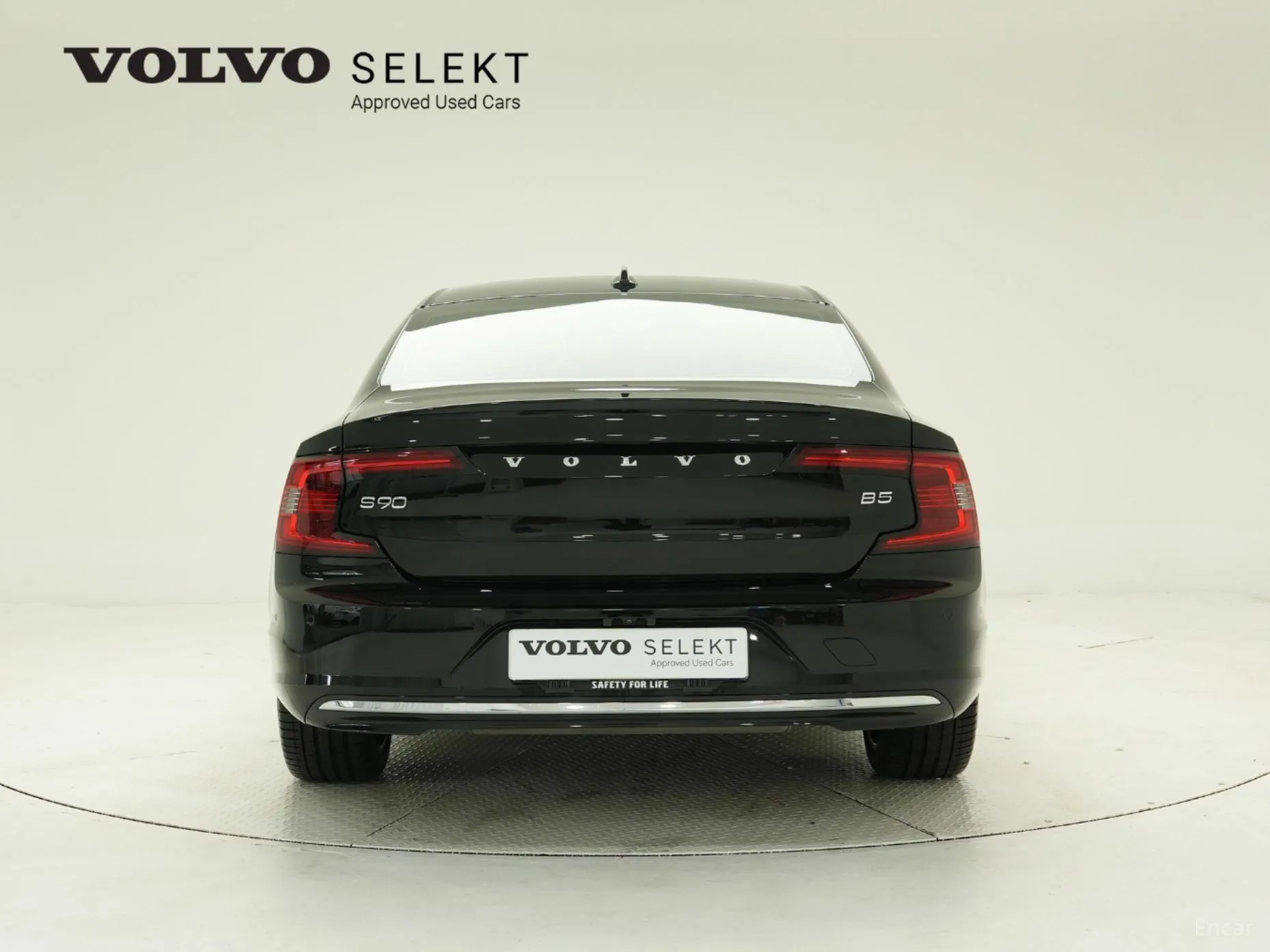 Volvo S90 превью 3