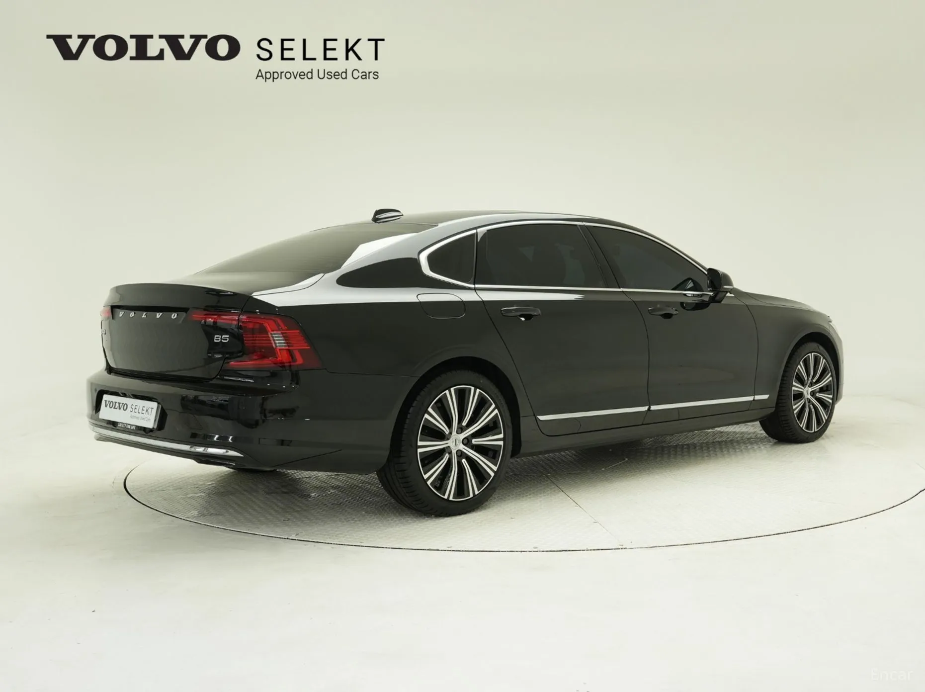 Volvo S90 превью 4