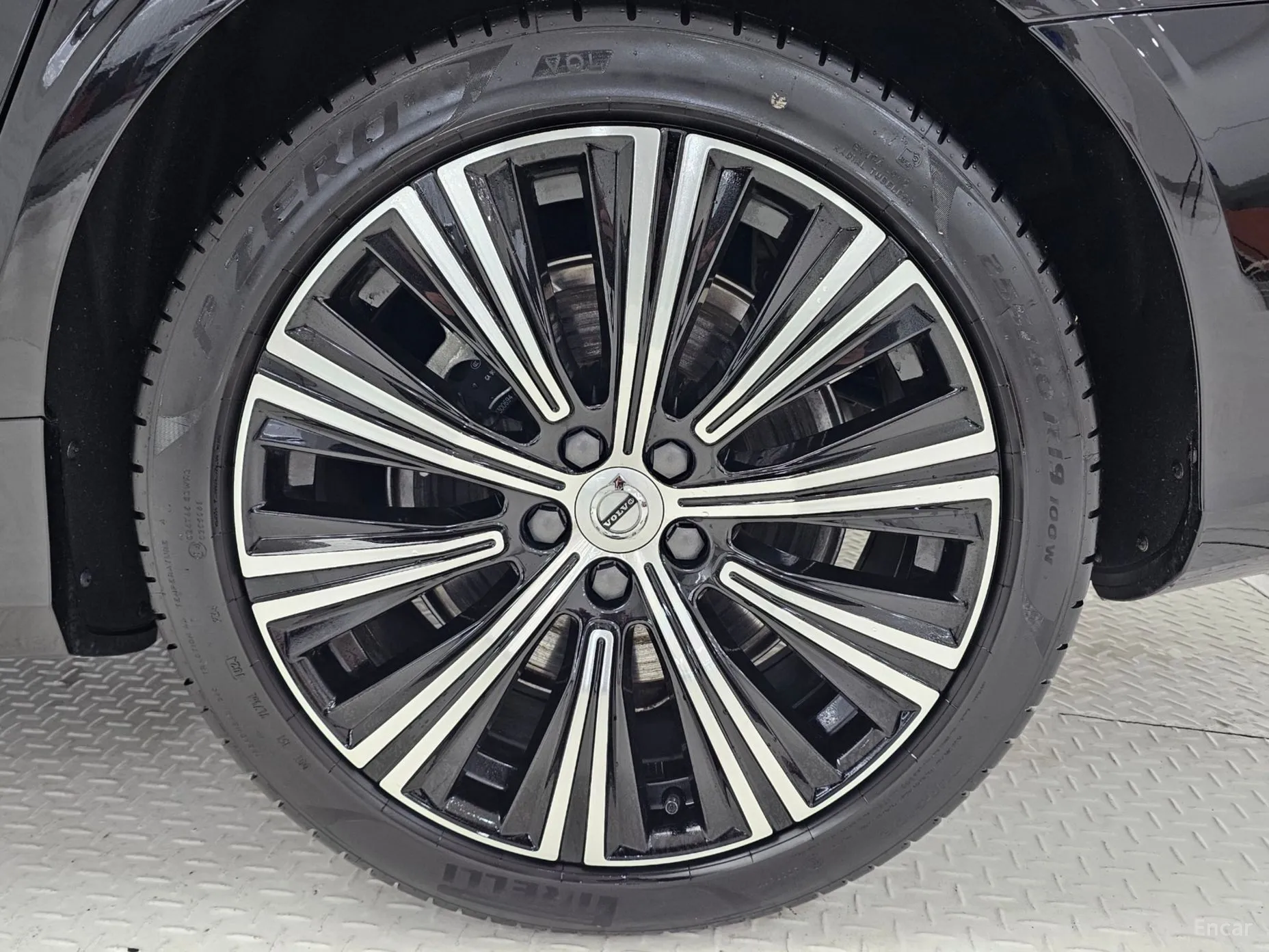 Volvo S90 превью 5