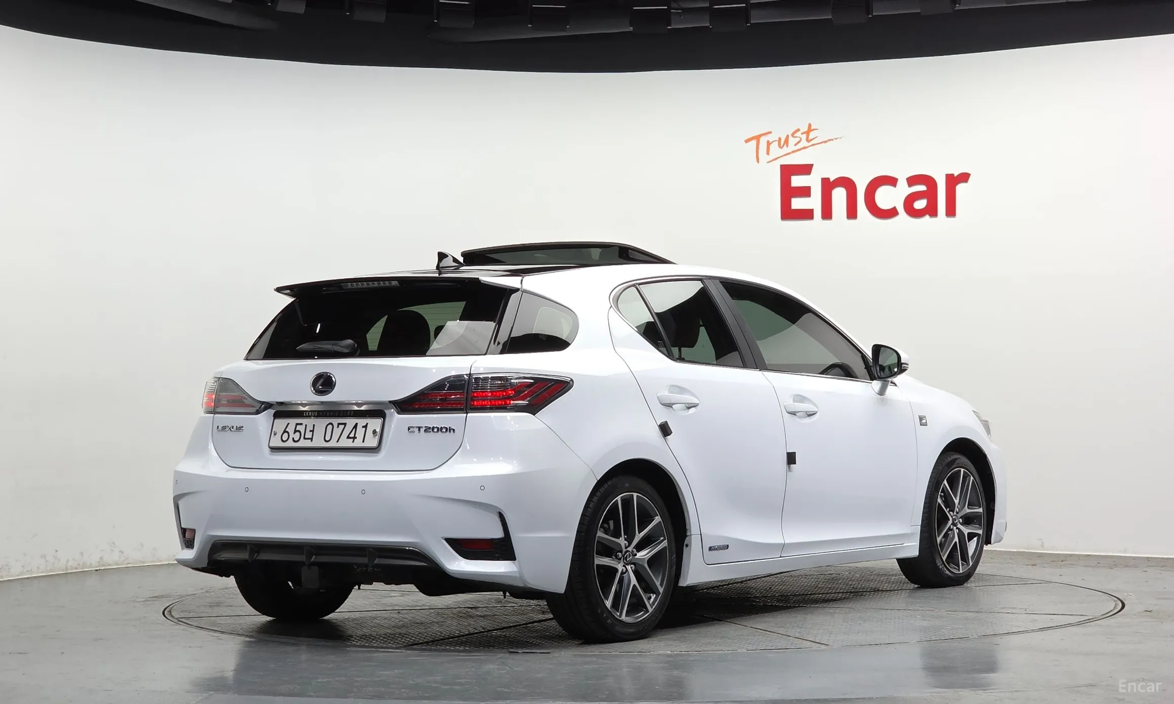 Lexus CT200h
