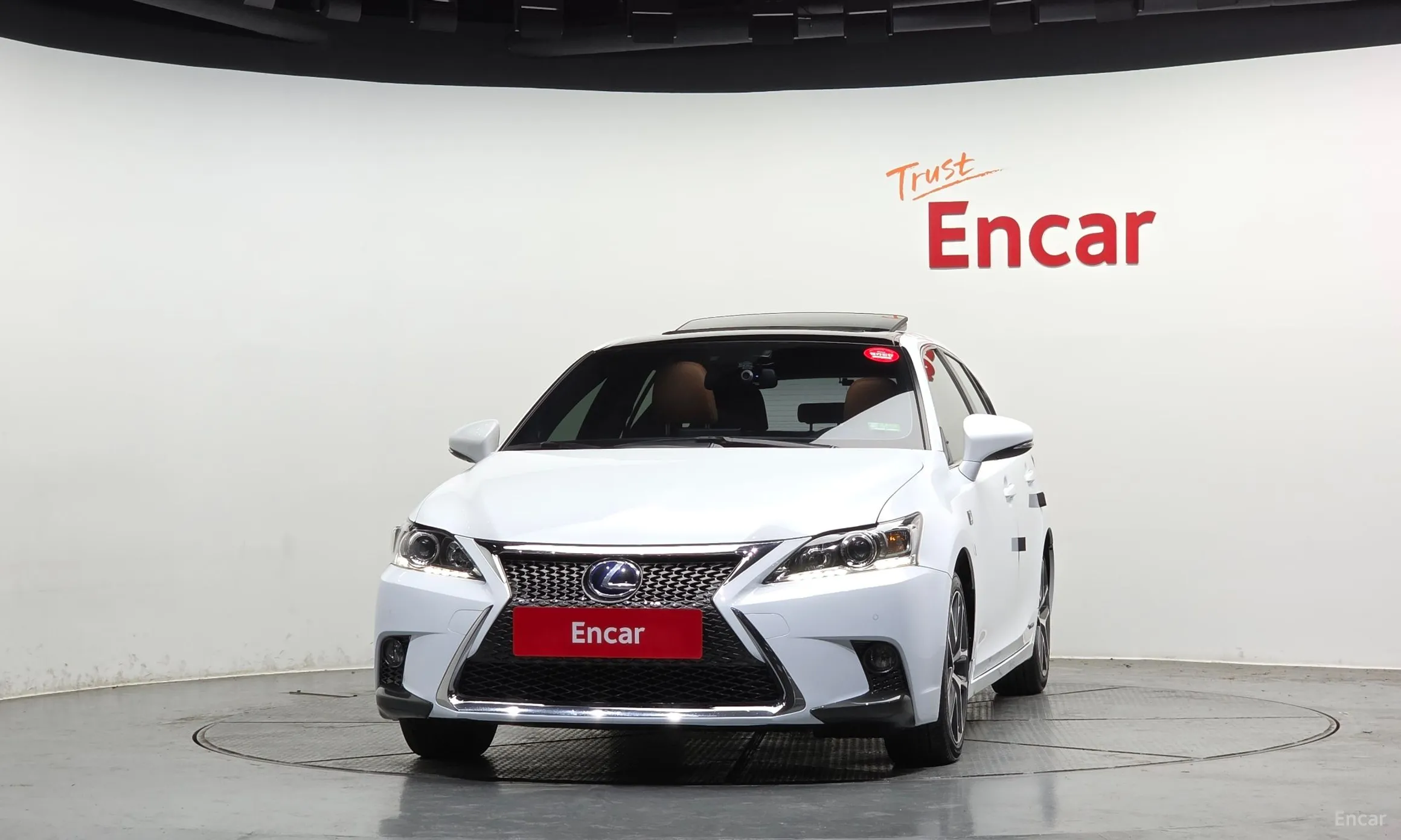 Lexus CT200h превью 3