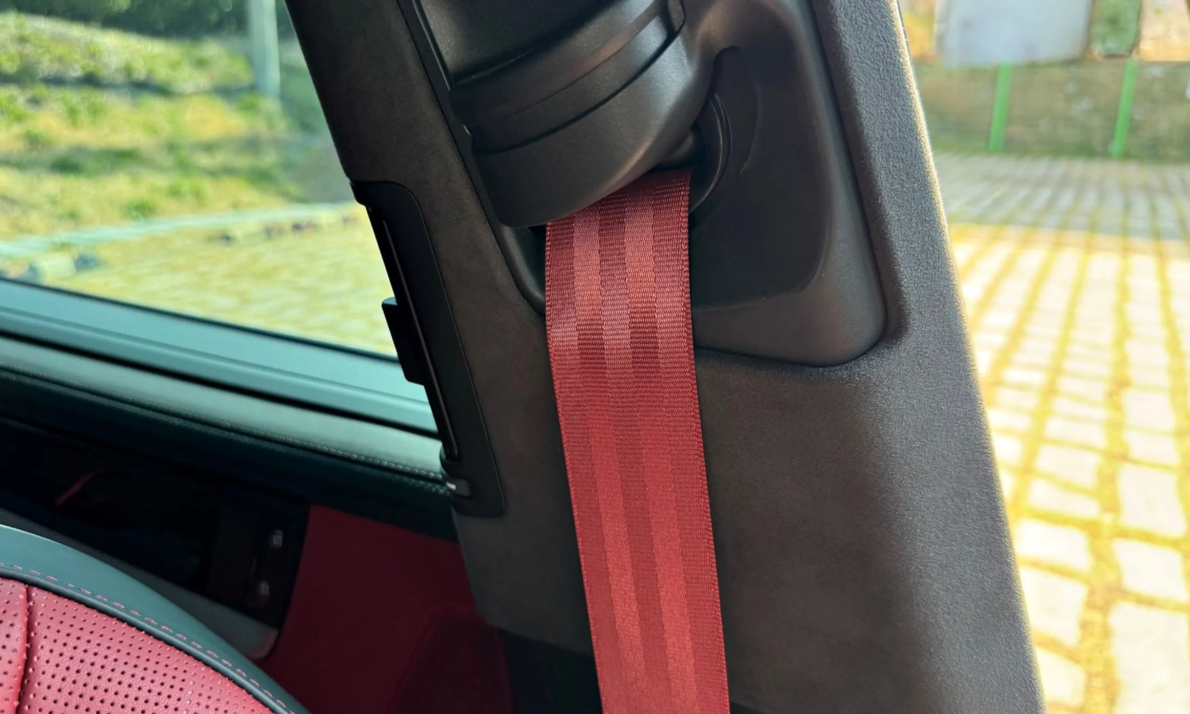 Porsche Cayenne (PO536) превью 10