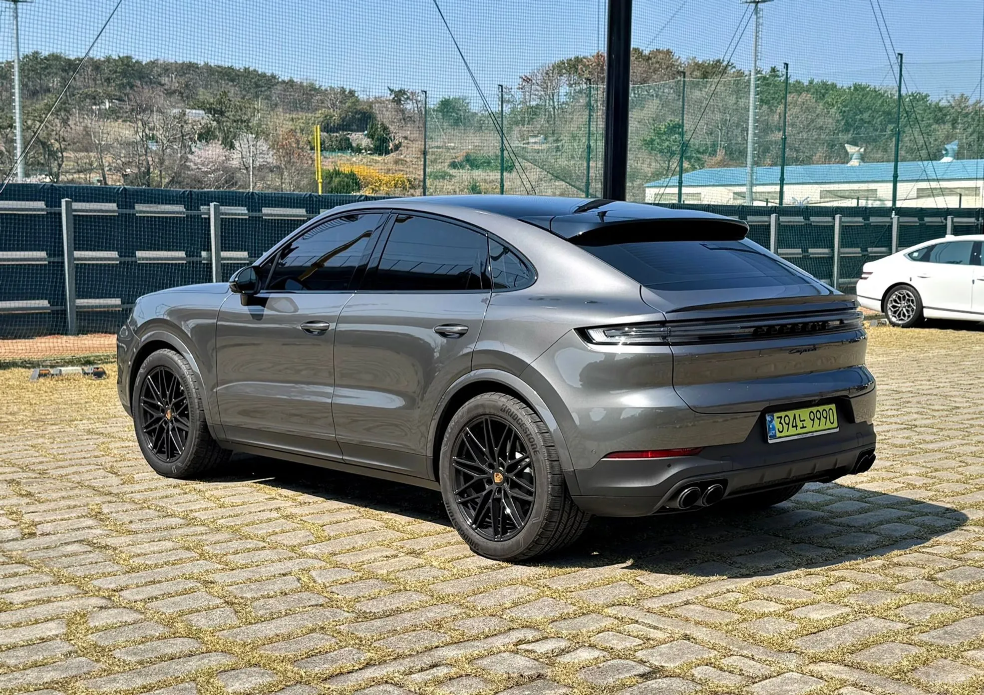 Porsche Cayenne (PO536) превью 18
