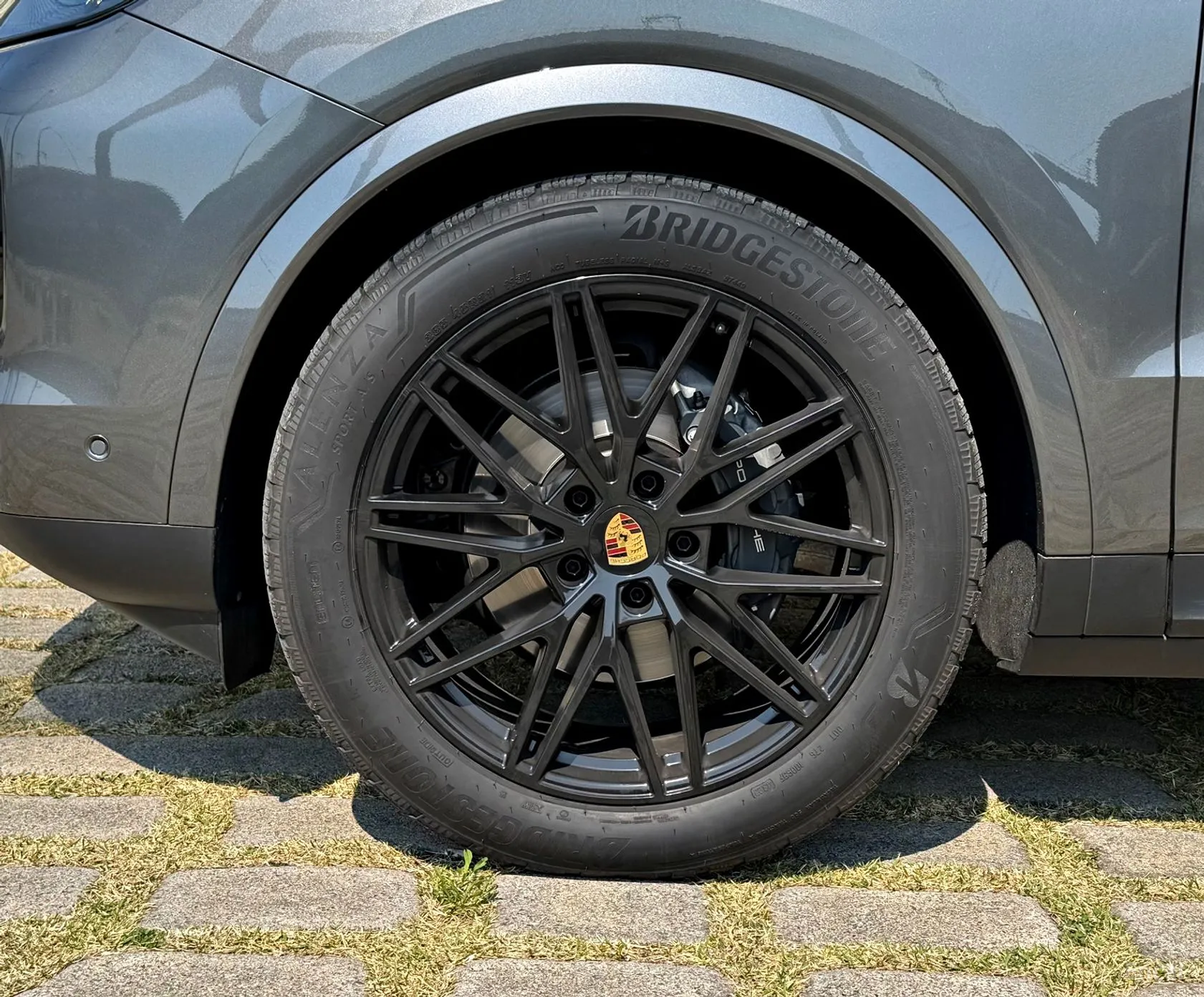 Porsche Cayenne (PO536) превью 6