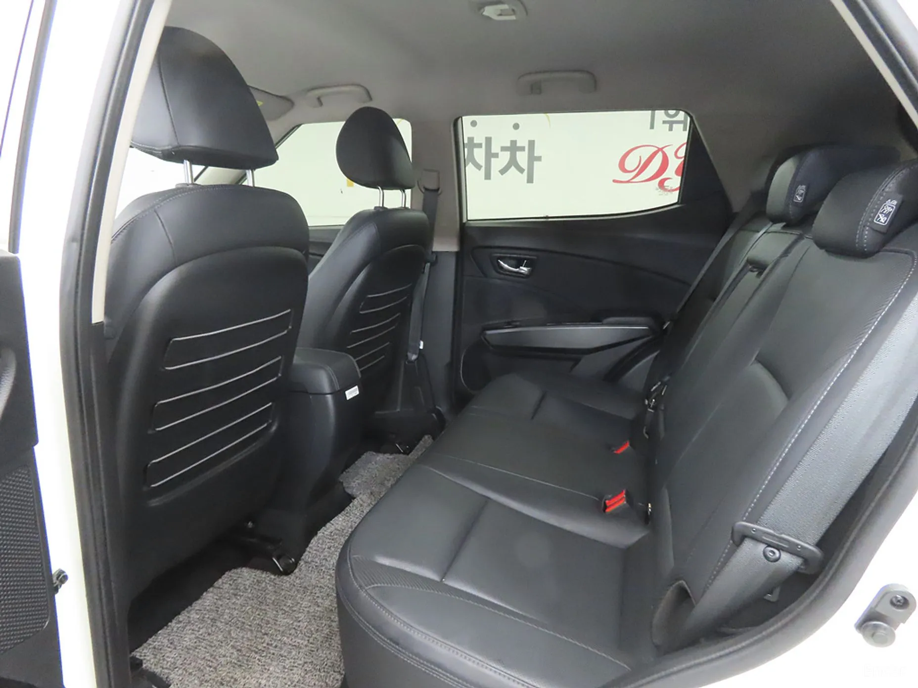 KG Mobility (SsangYong) Berry New Tivoli превью 7