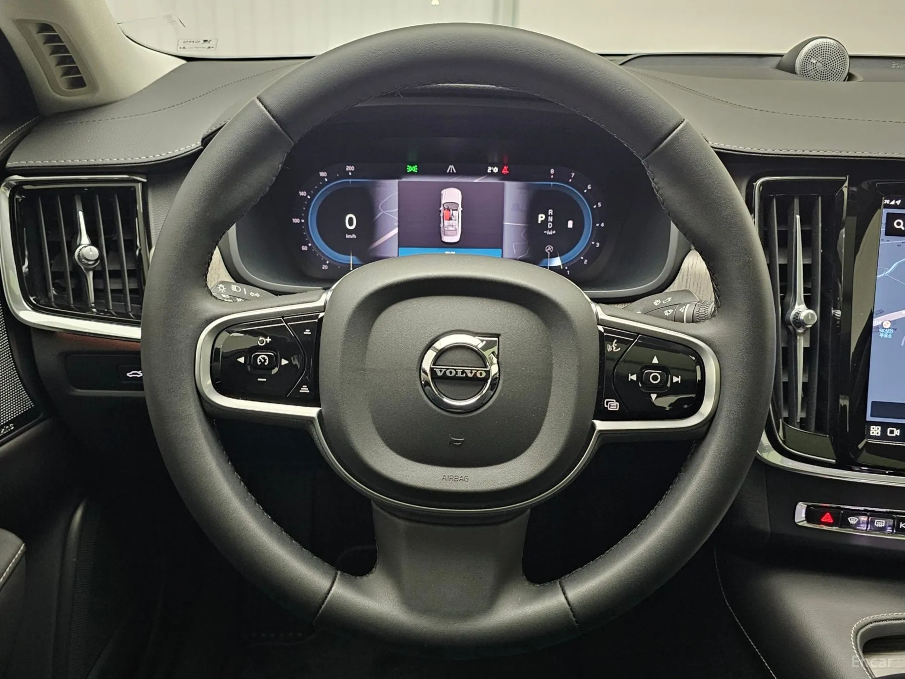 Volvo S90 превью 14