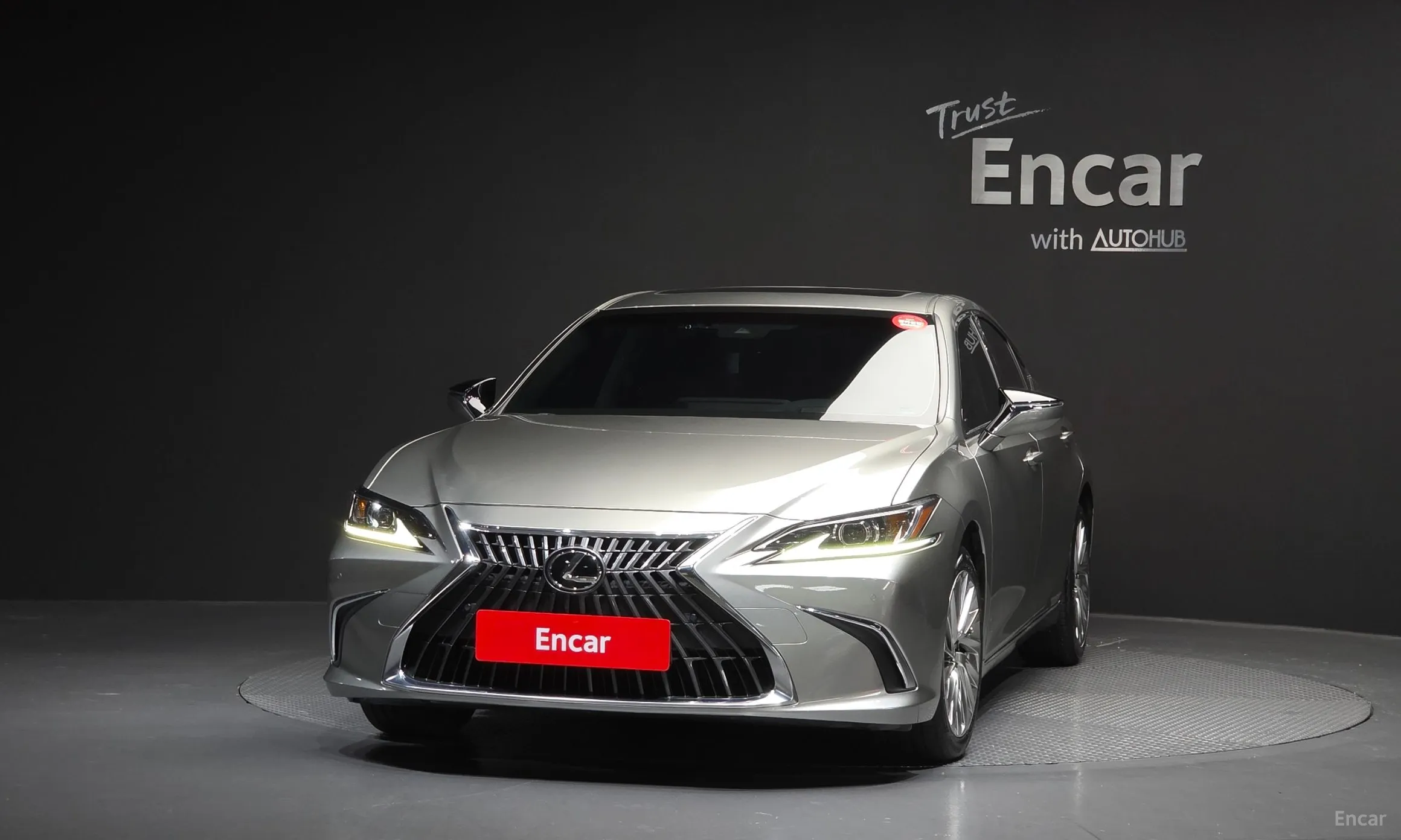 Lexus ES300h 7th Generation превью 3