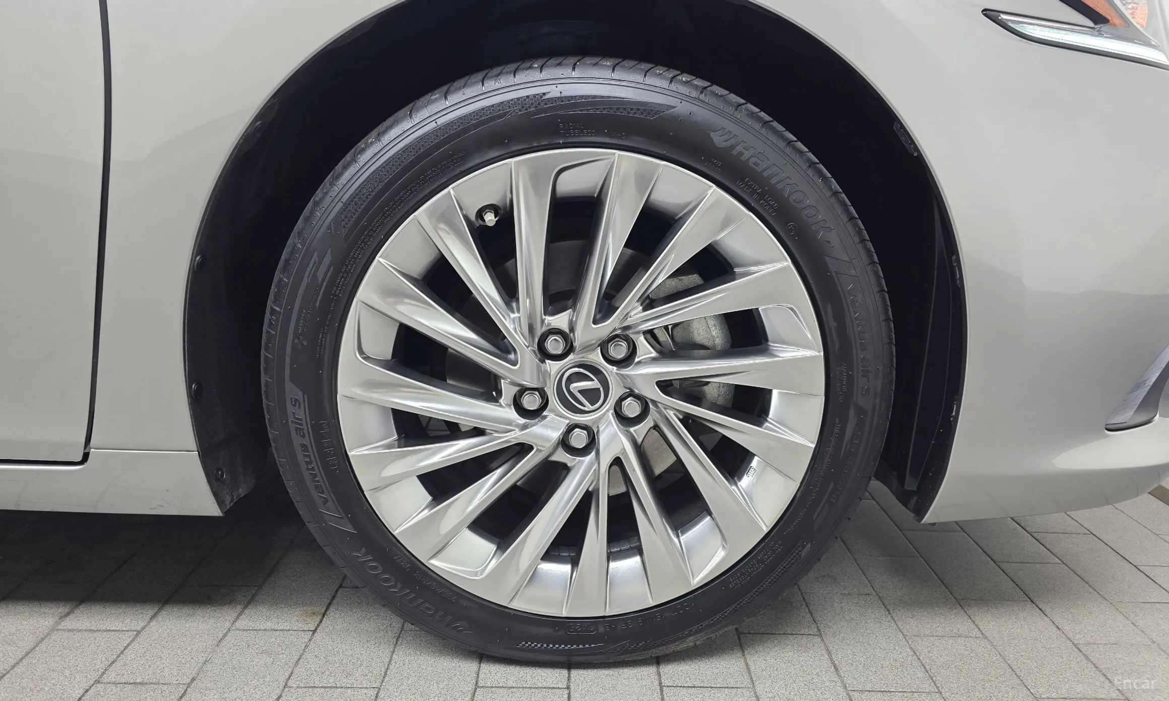 Lexus ES300h 7th Generation превью 5