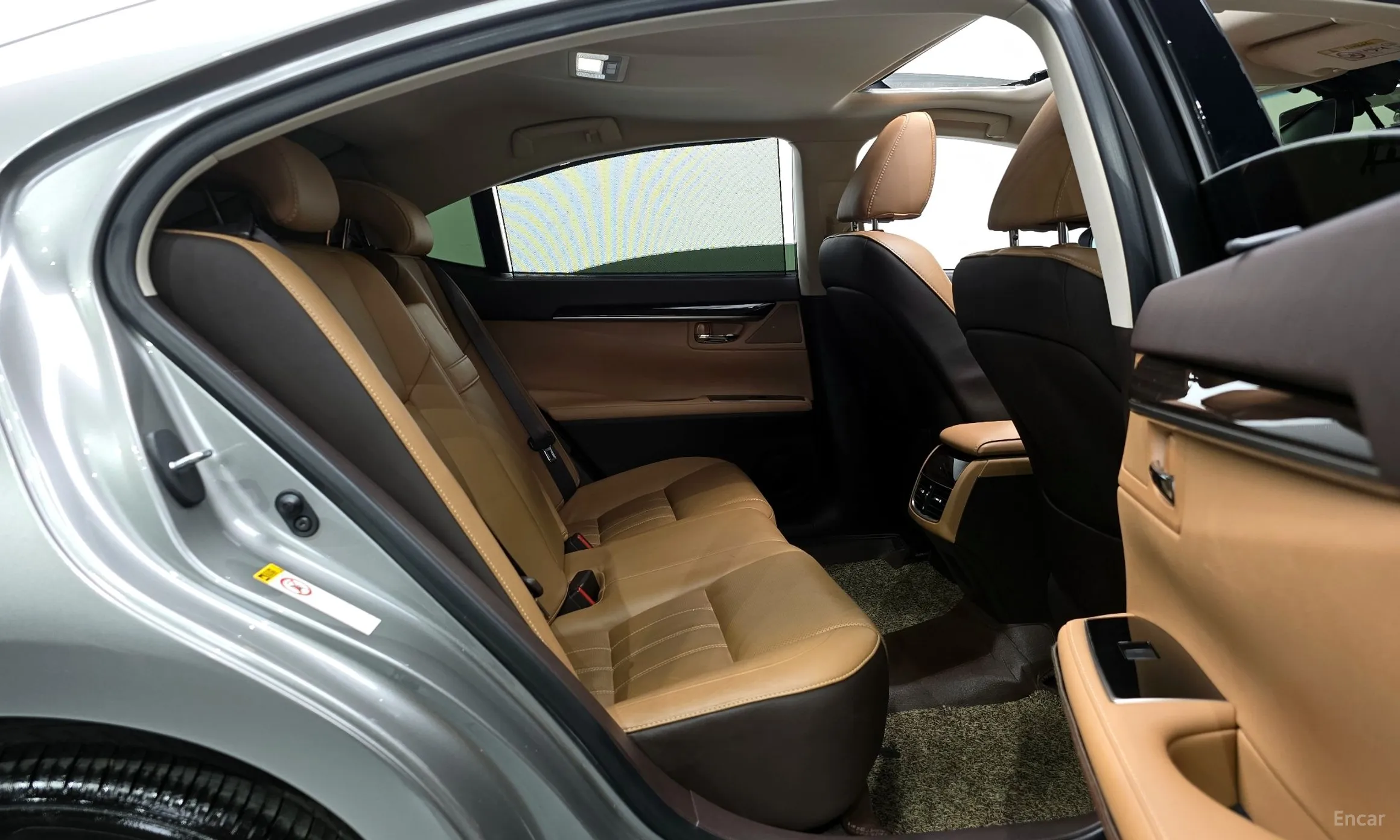 Lexus New ES300h превью 12