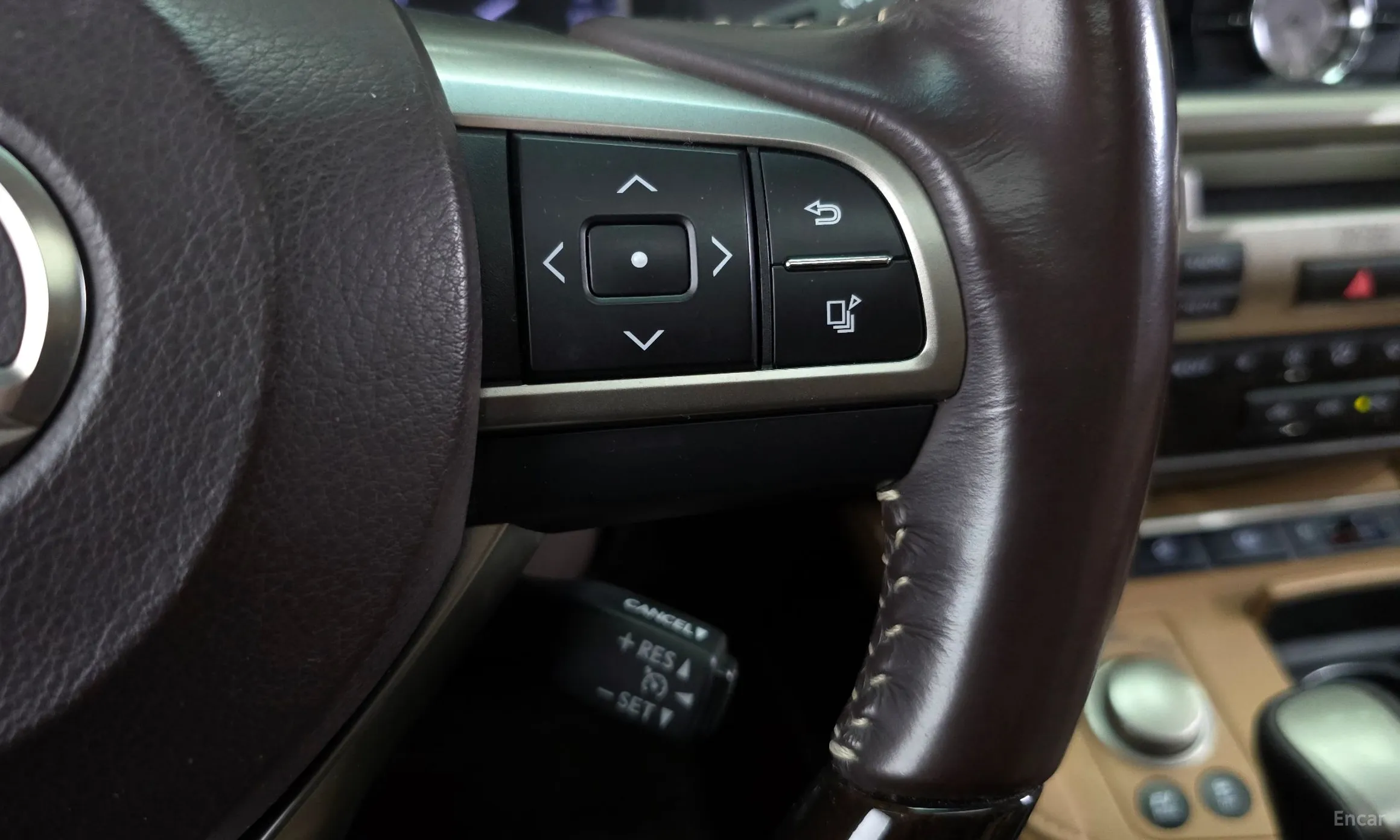Lexus New ES300h превью 17