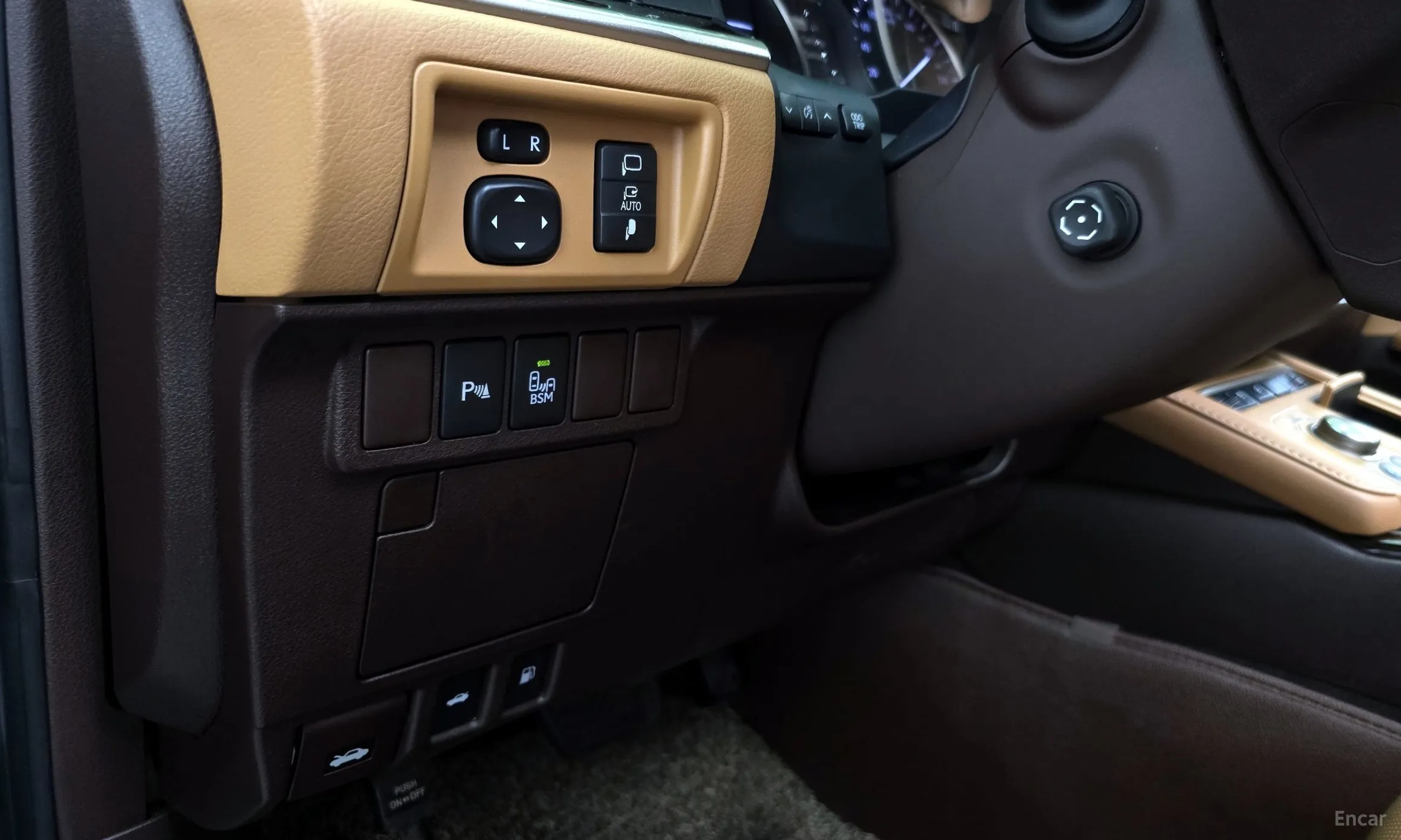 Lexus New ES300h превью 18
