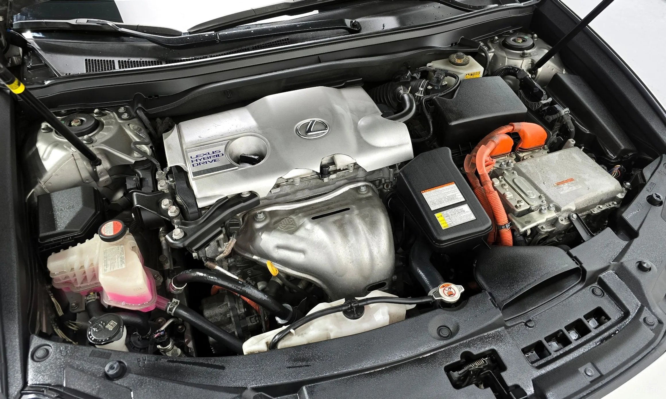 Lexus New ES300h превью 6