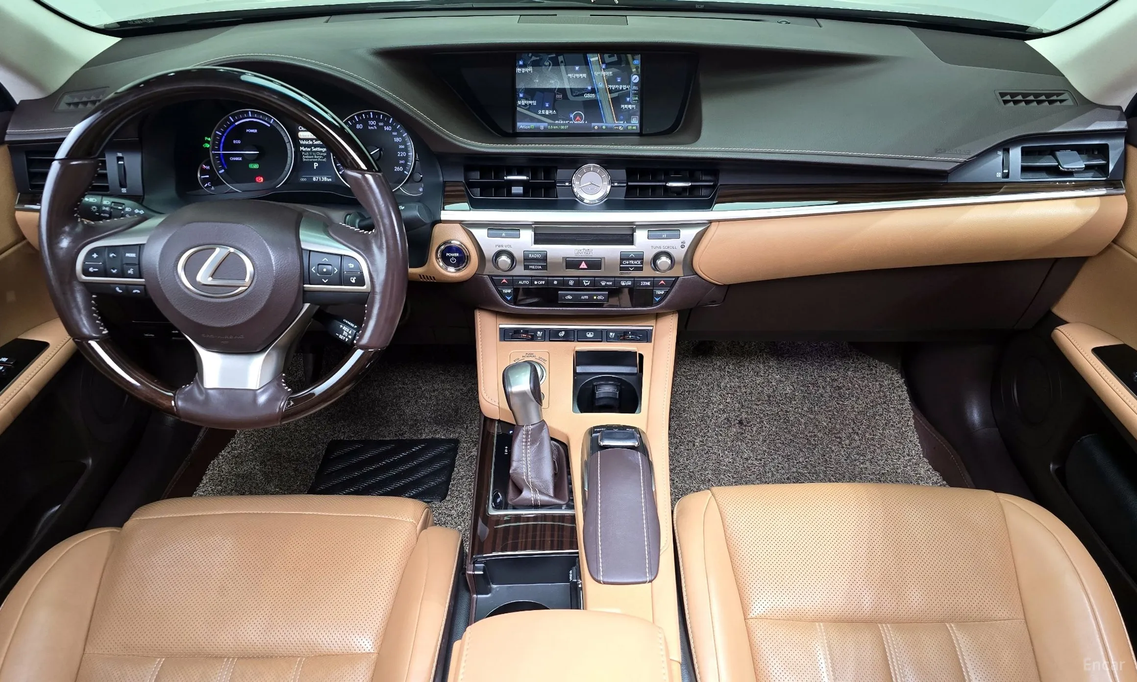 Lexus New ES300h превью 7
