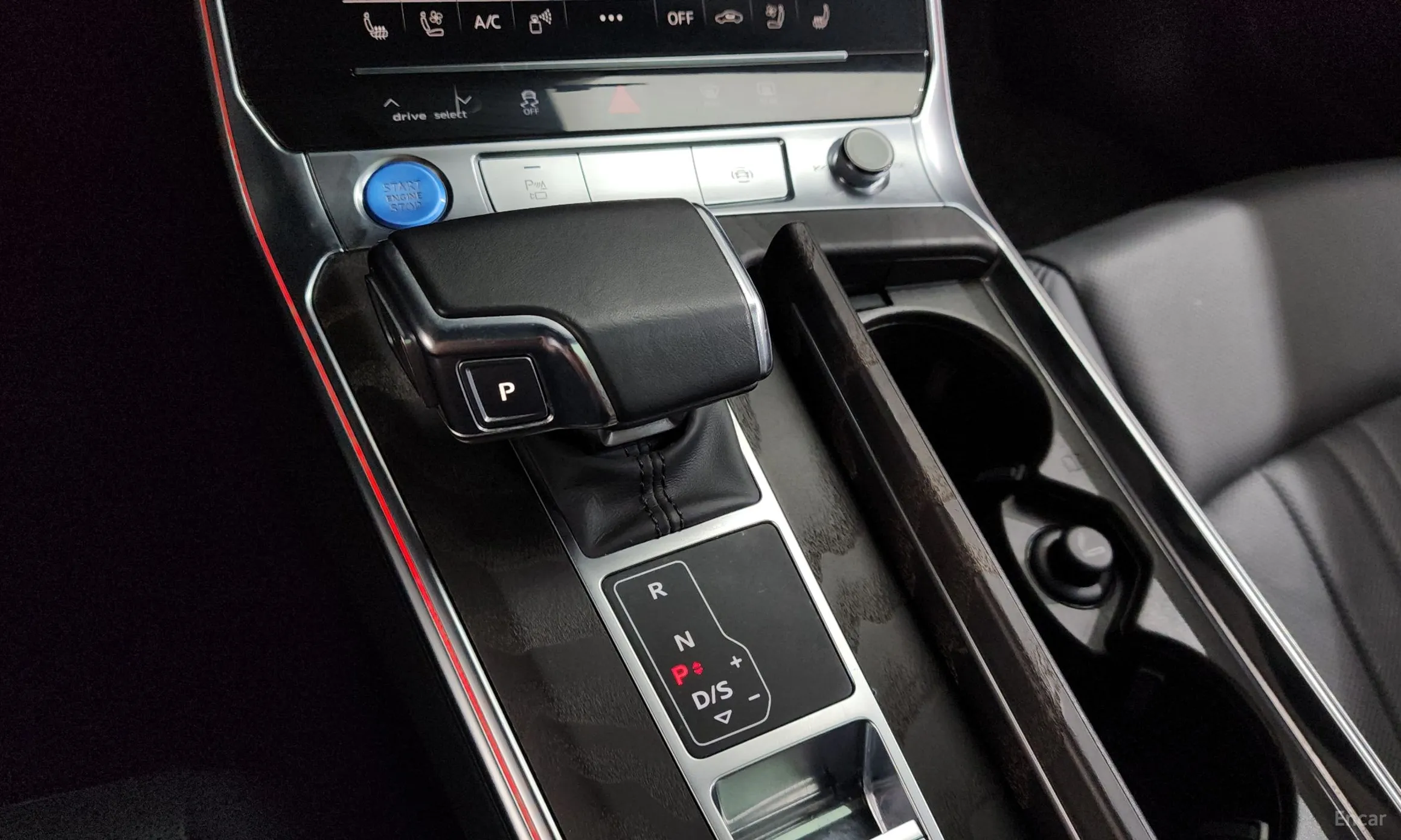 Audi A6 (C8) превью 9