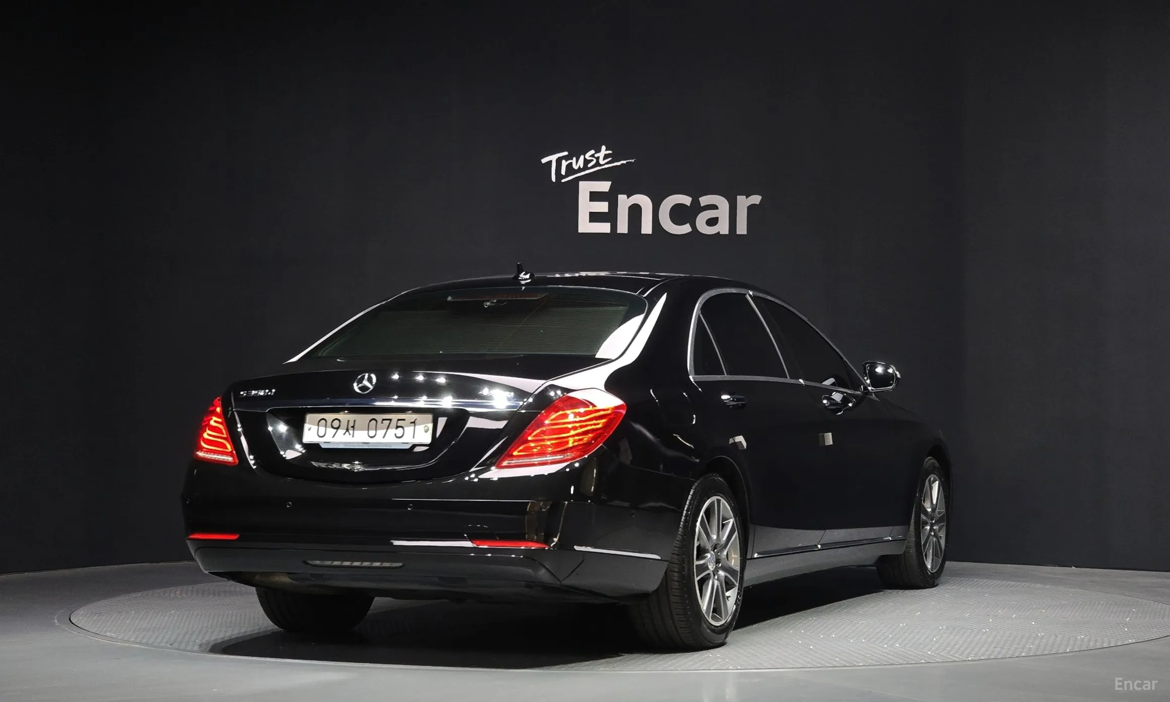 Mercedes Benz S-Class W222