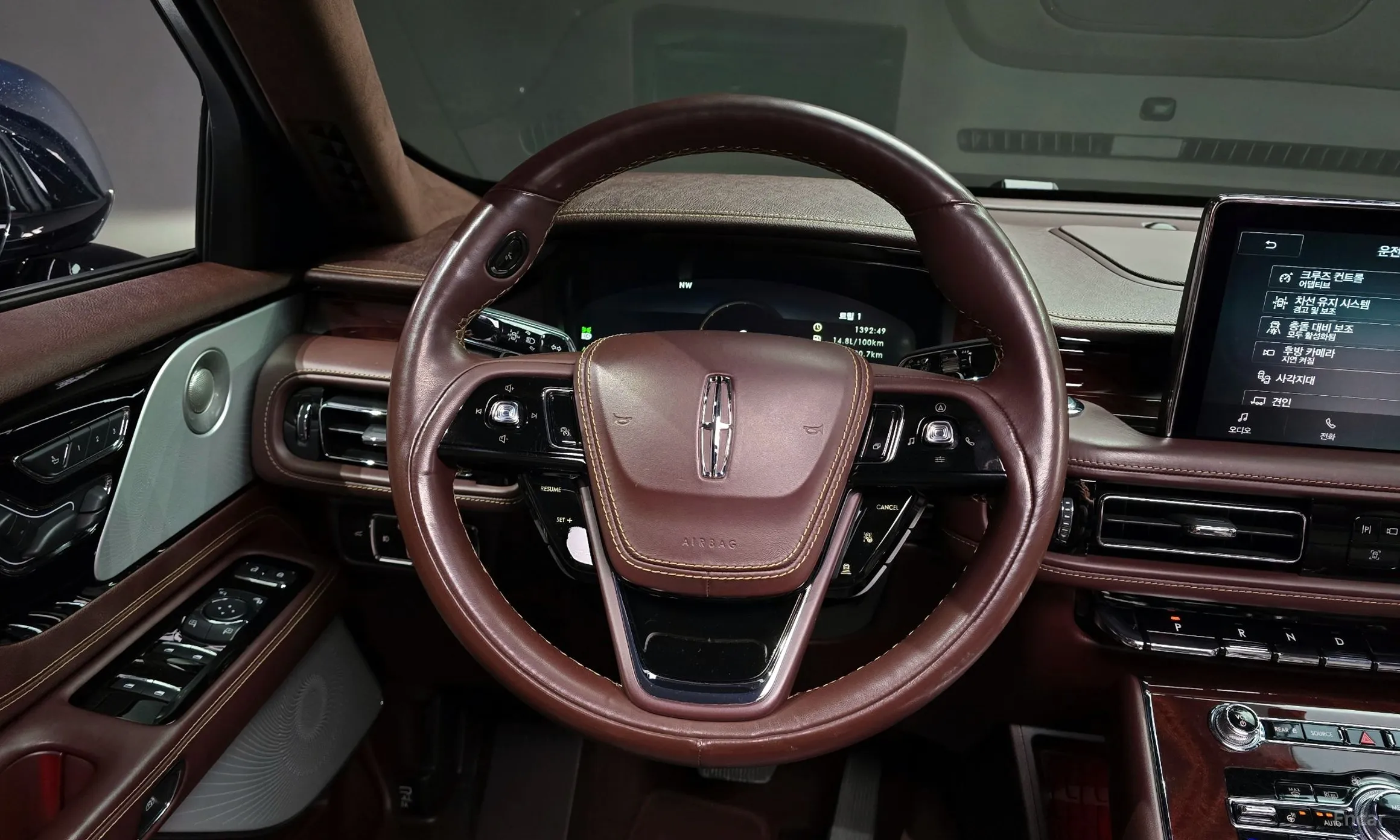 Lincoln Aviator 2nd Generation превью 13