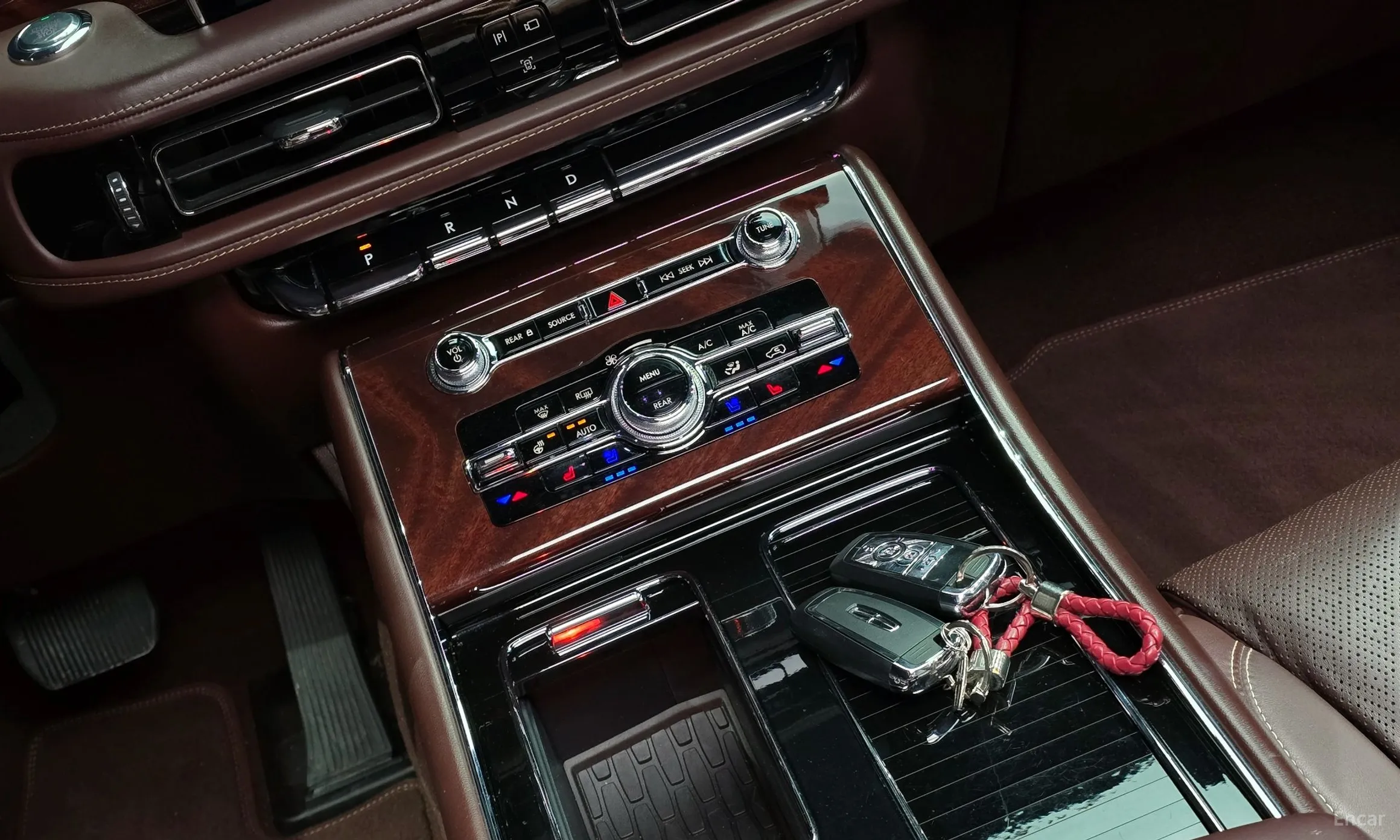 Lincoln Aviator 2nd Generation превью 9