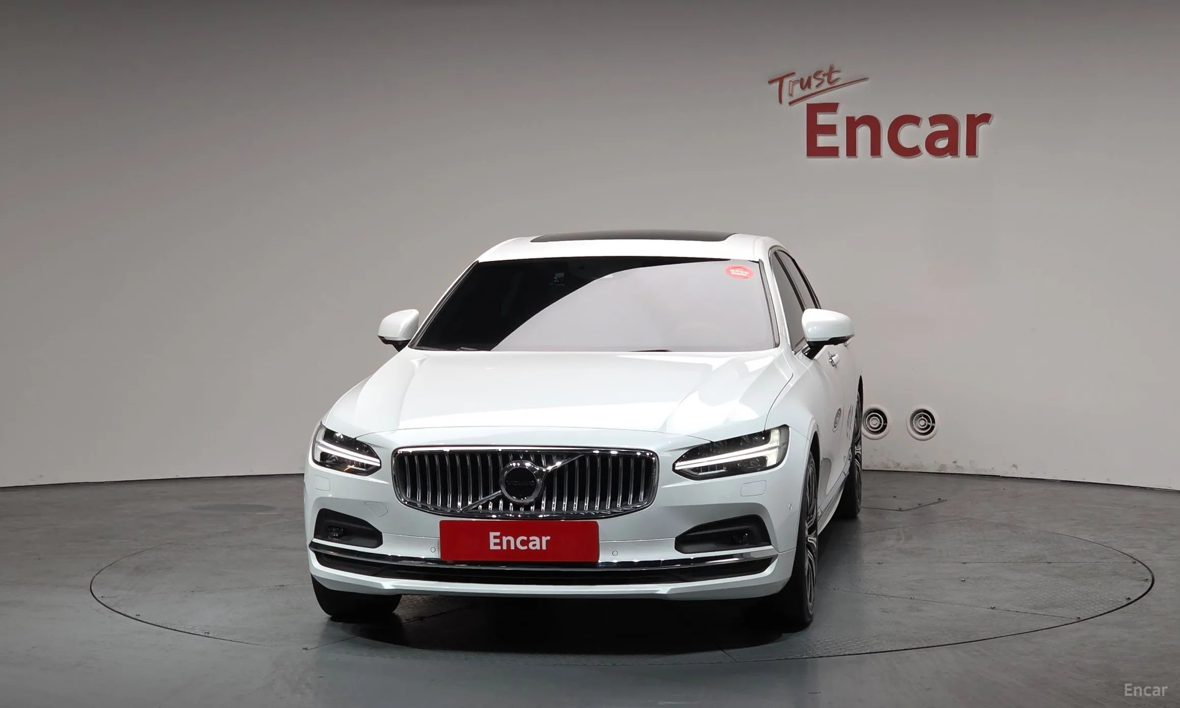 Volvo S90 превью 3