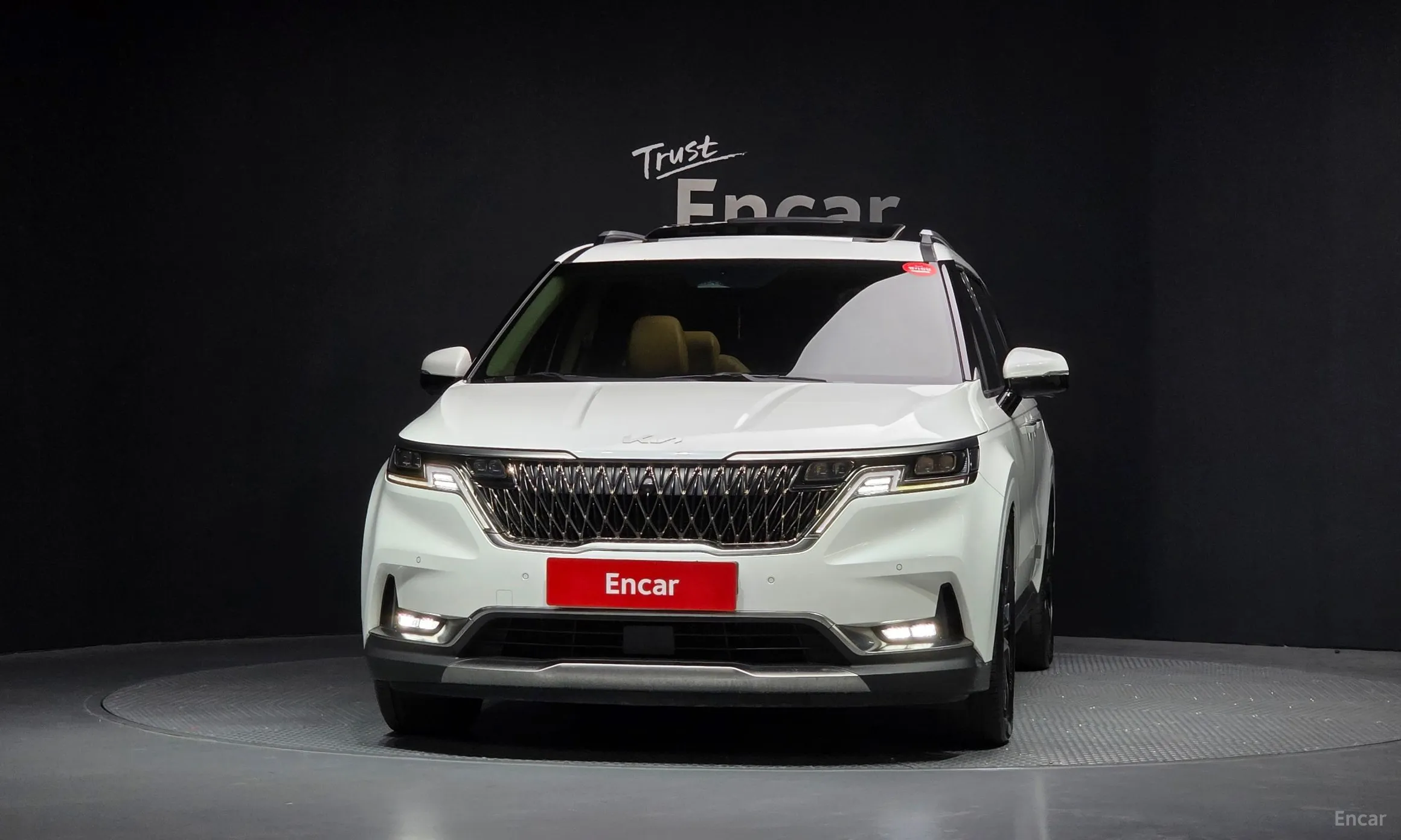Kia Carnival Gen 4 превью 3