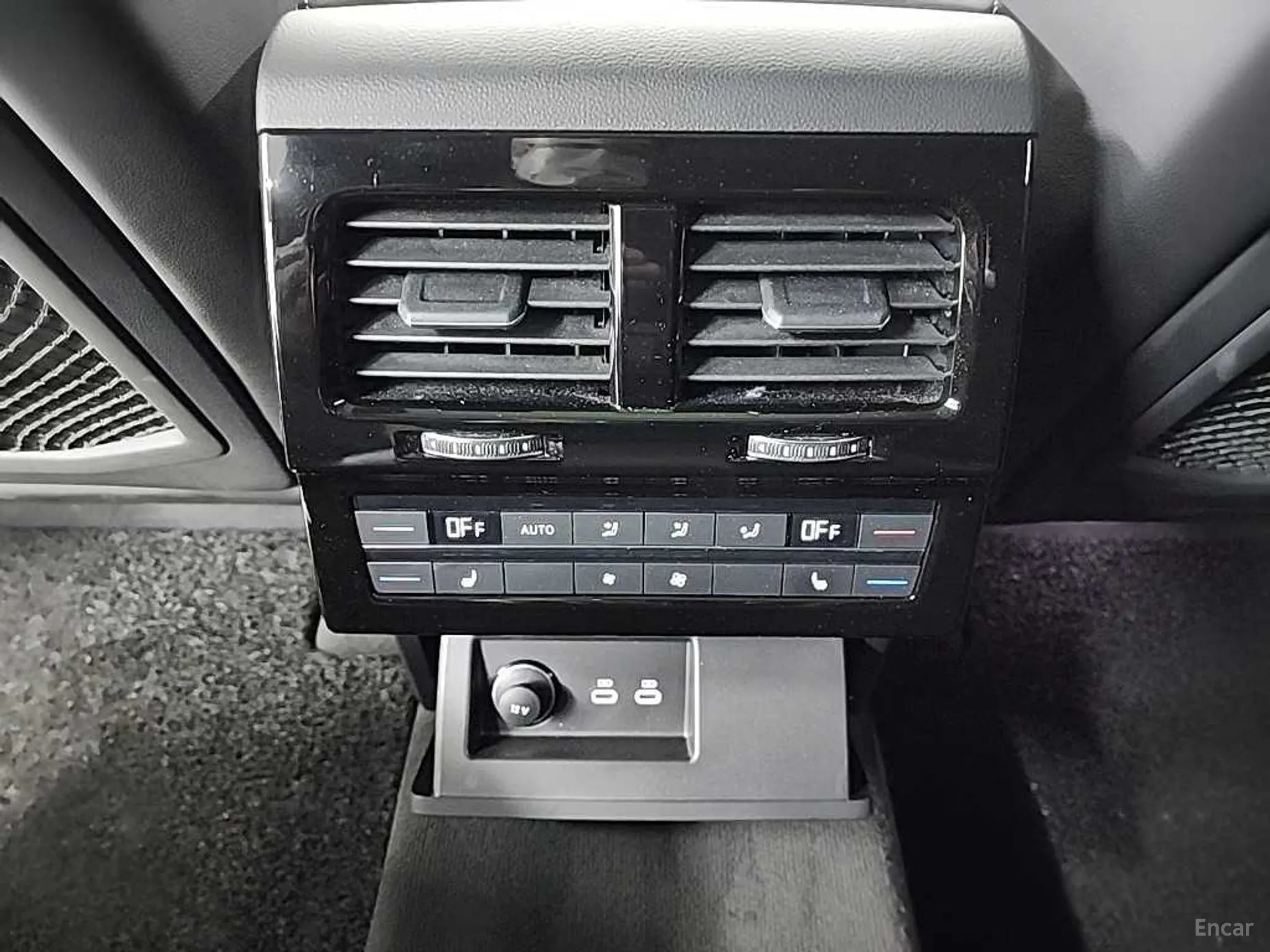 Volkswagen Touareg 3rd Generation превью 13