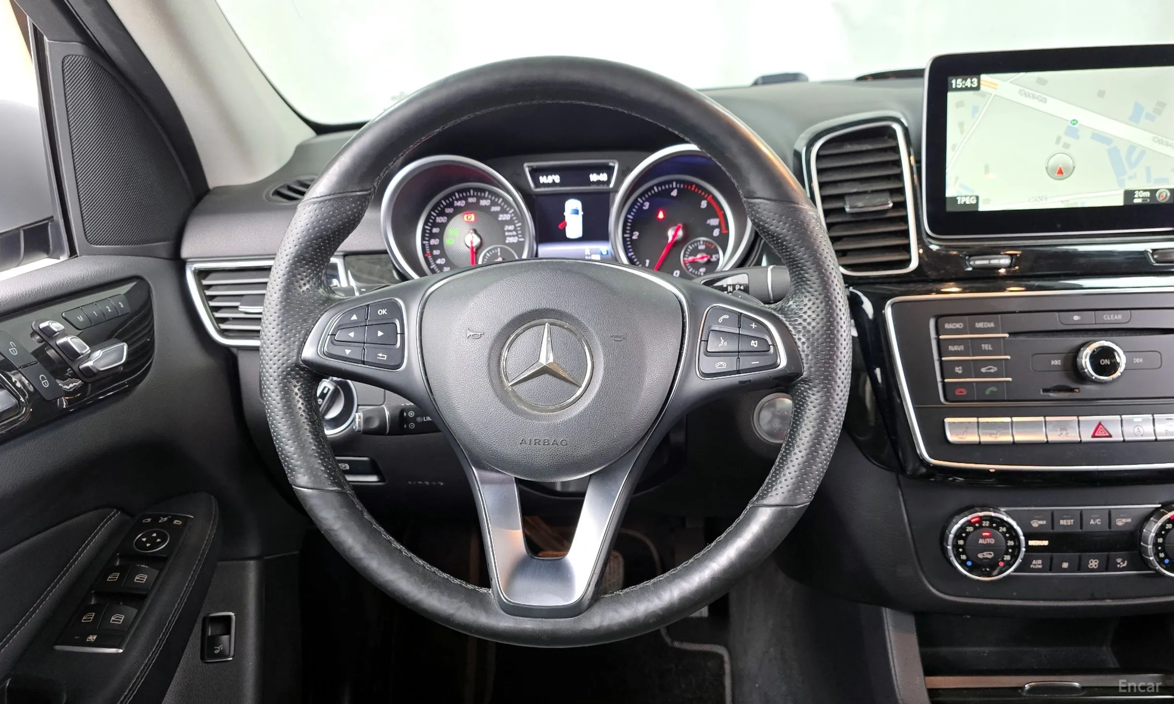 Mercedes Benz GLE-Class W166 превью 13