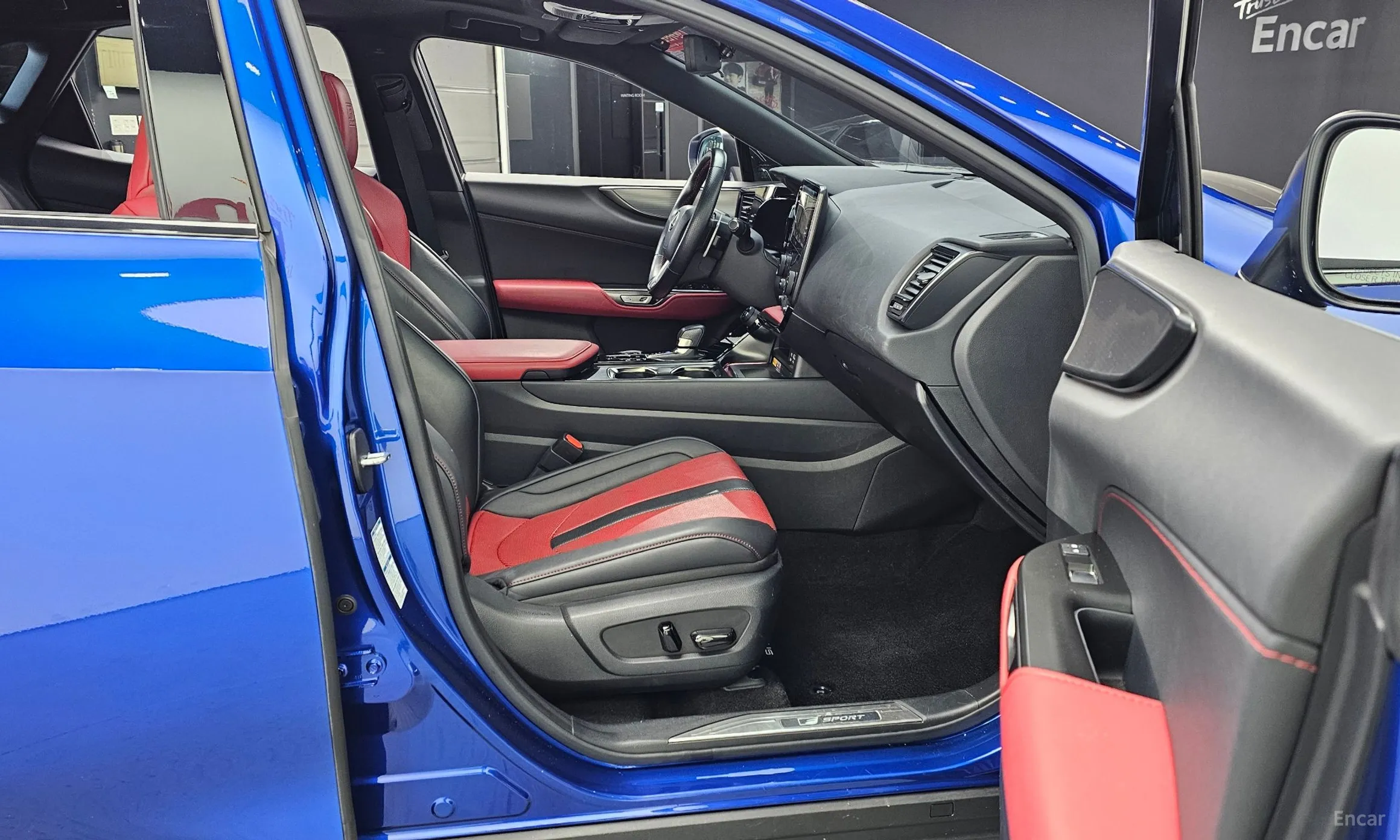 Lexus NX450h + 2nd Gen превью 11