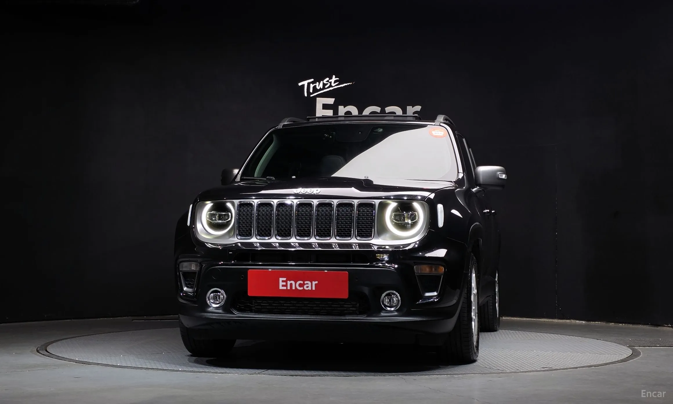 Jeep Renegade превью 3