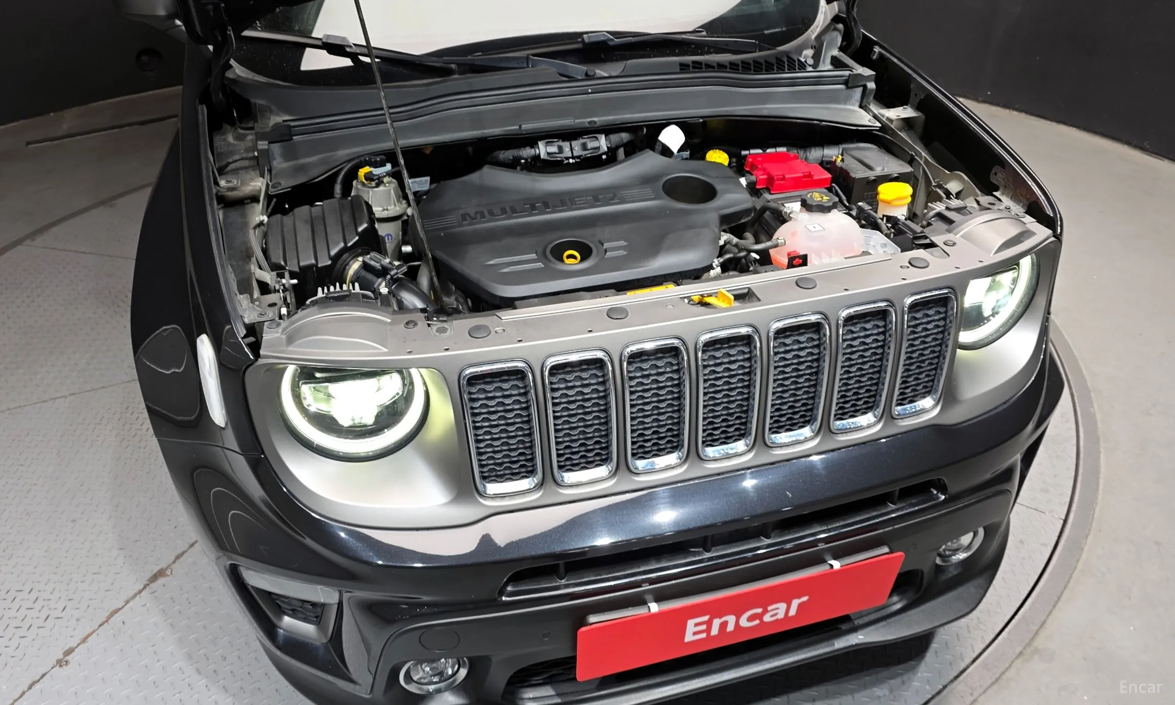 Jeep Renegade превью 6