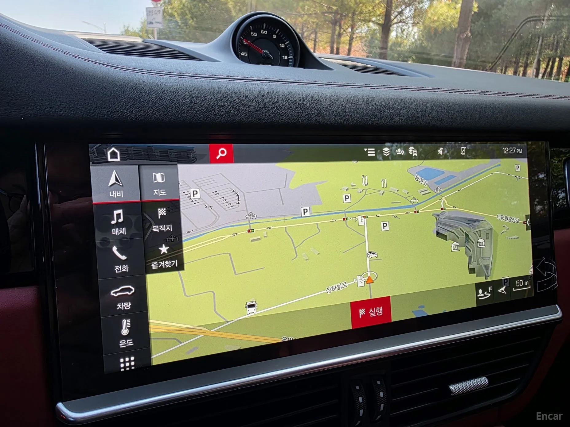 Porsche Cayenne (PO536) превью 13